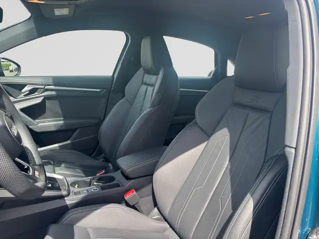 Audi A3 view 10