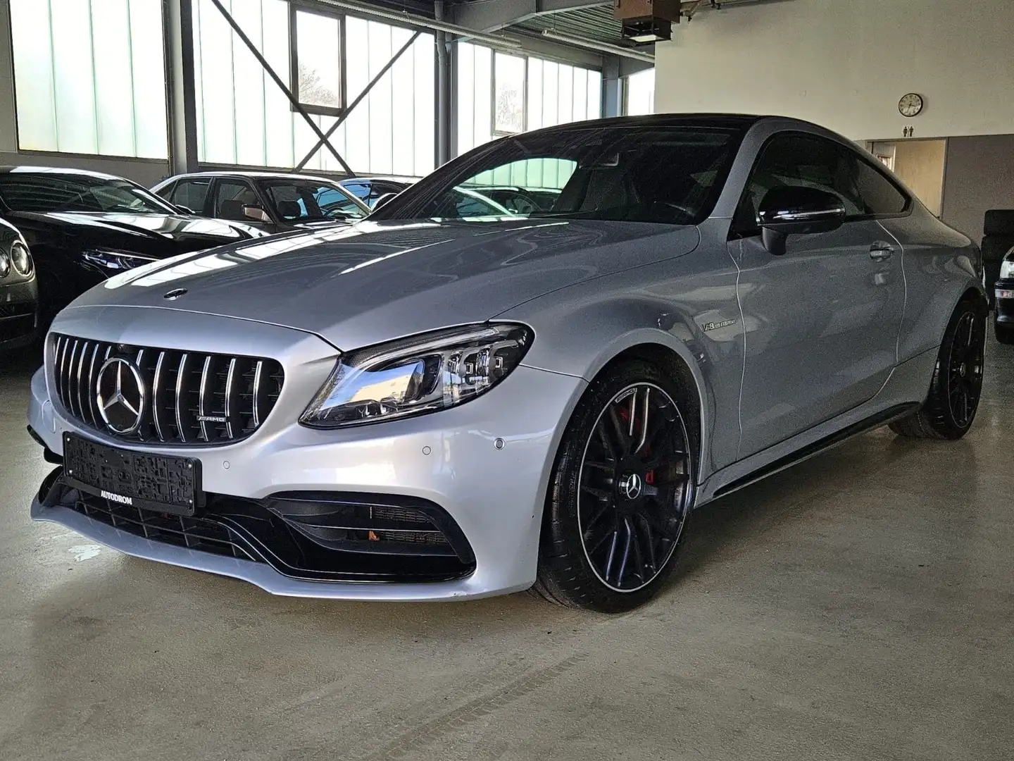 Mercedes-Benz C 63 AMG C 63 S AMG Performance Sitze/Auspuff+Pano+Night Plateado - 2