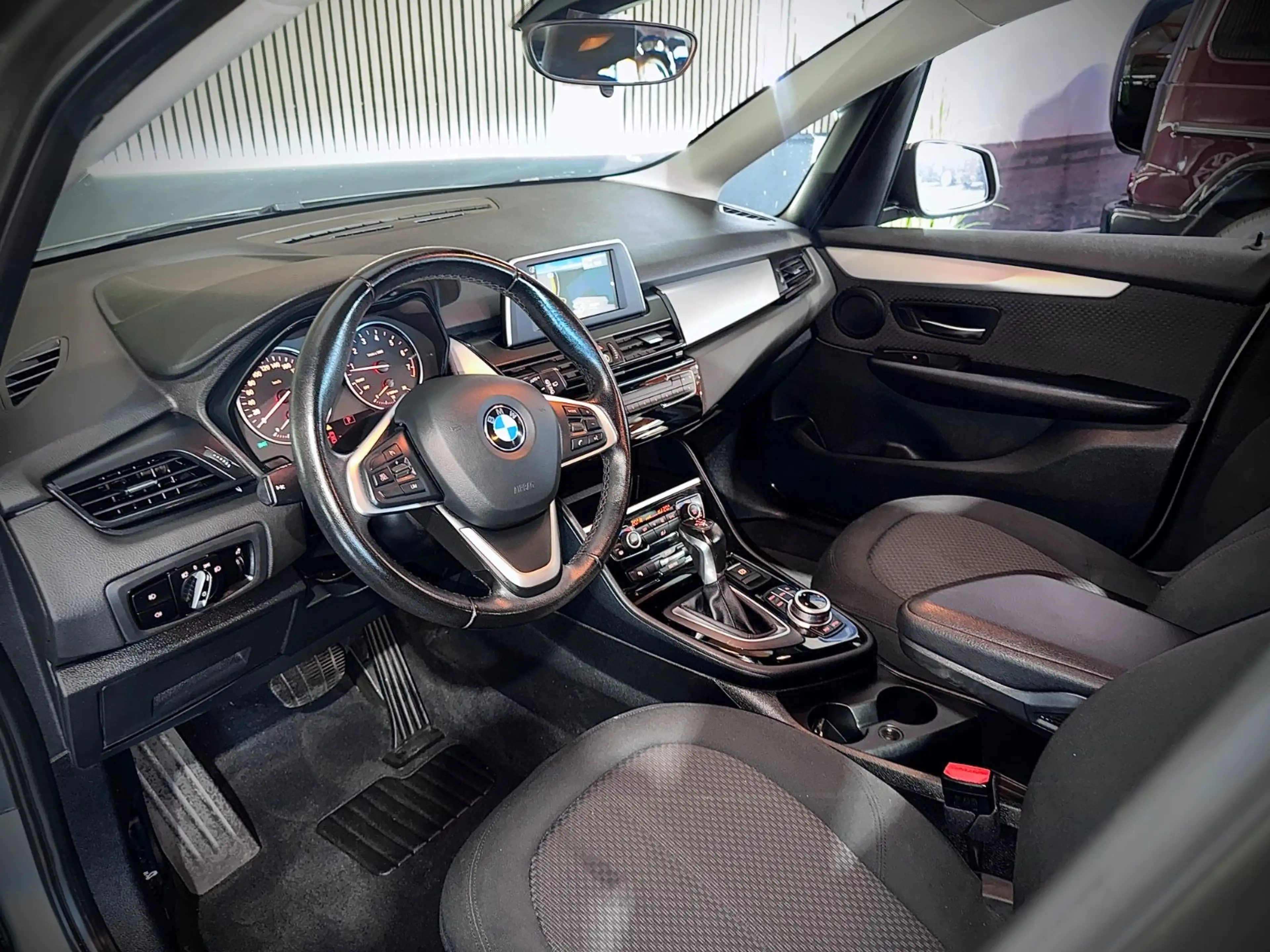BMW 225 225i*ACTIVE TOURER*xDRIVE*ADVANTAGE*LED*PDC v+h* — photo 11