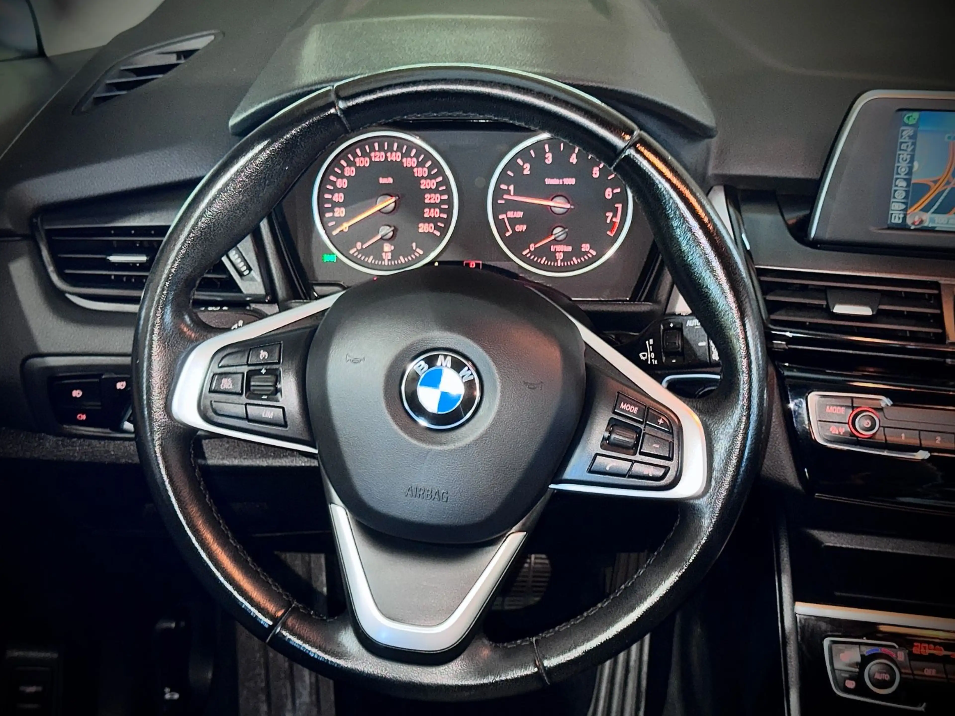 BMW 225 225i*ACTIVE TOURER*xDRIVE*ADVANTAGE*LED*PDC v+h* — photo 15