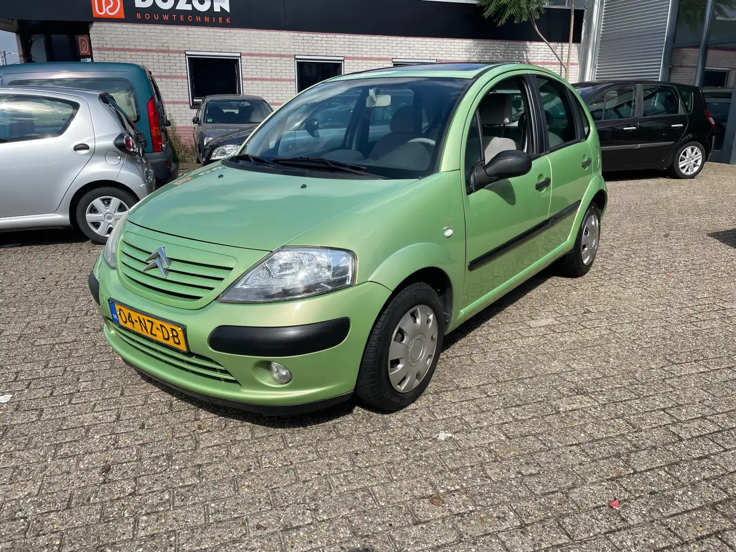 Citroen C3 1.4i Ligne Ambiance 107000 km Groen - 1