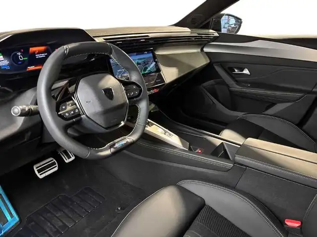 Peugeot 308 view 11