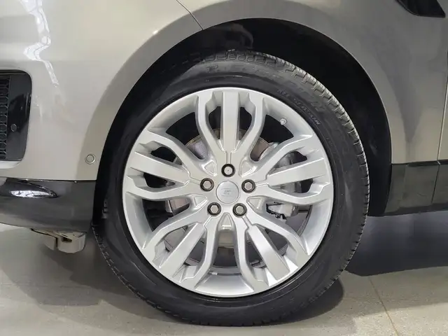 Land Rover Range Rover Sport view 6