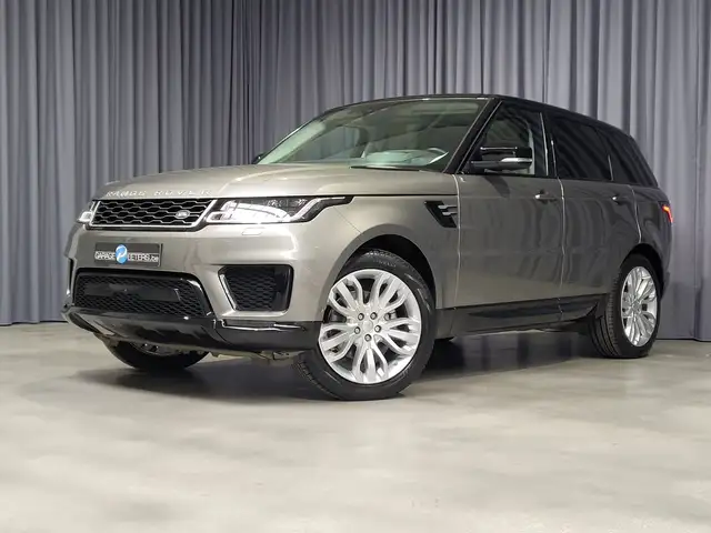 Land Rover Range Rover Sport view 3