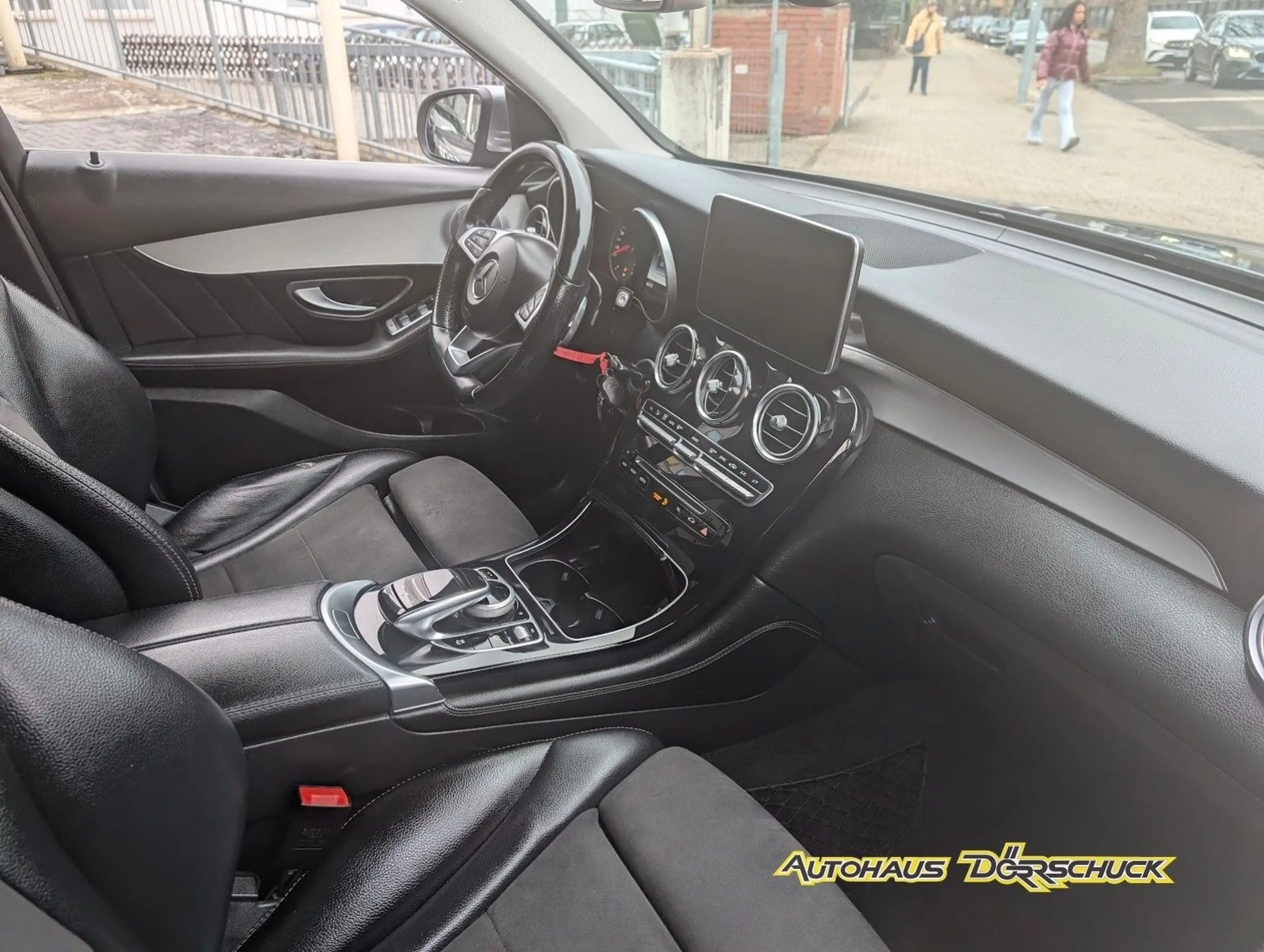Mercedes-Benz GLC 250 GLC 250 d 4MATIC AMG Line. 4x4. NAVI. Kamera — photo 11
