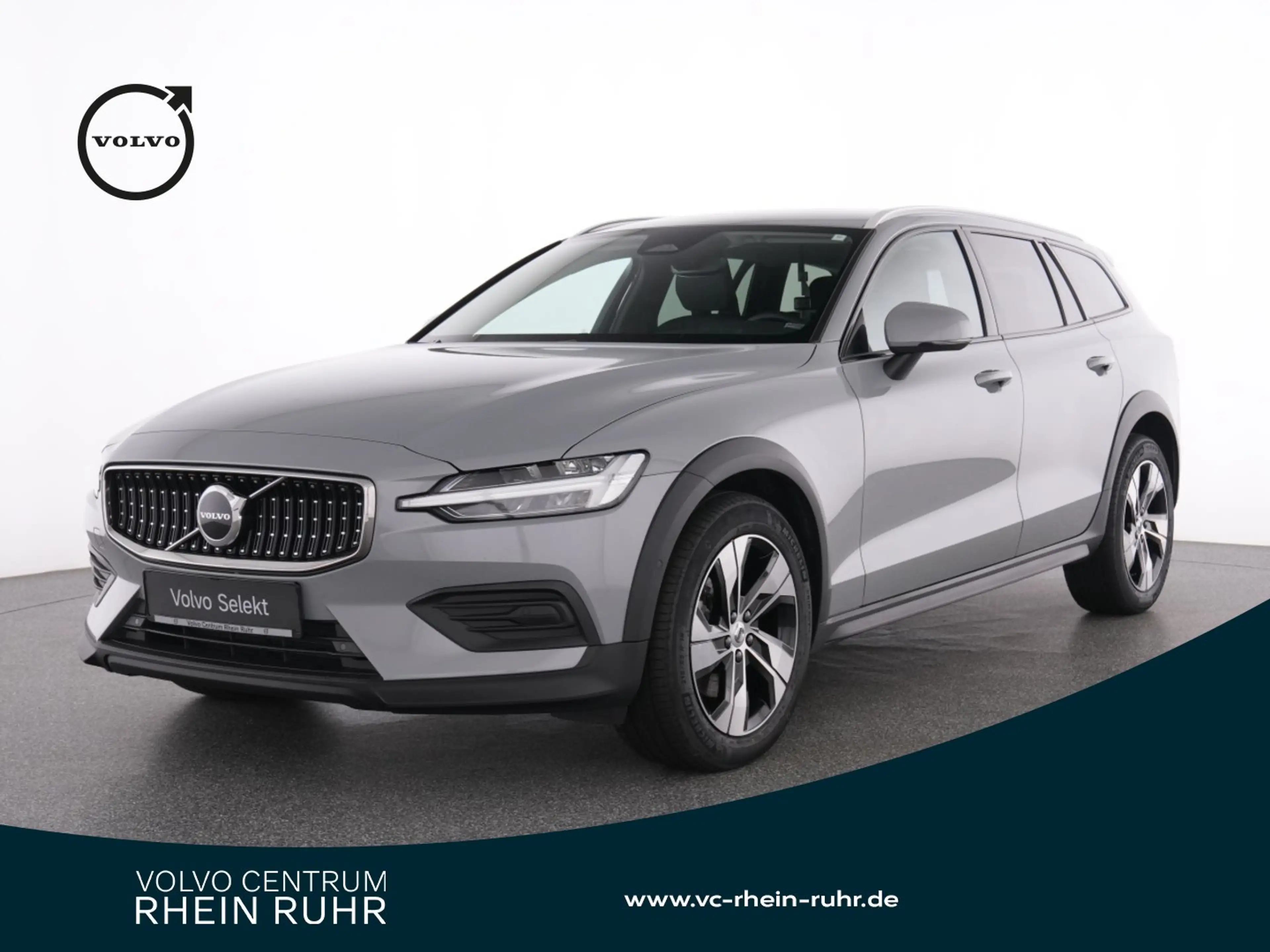Volvo V60 Cross Country B4 AWD PLUS FAP+WINTERPAK