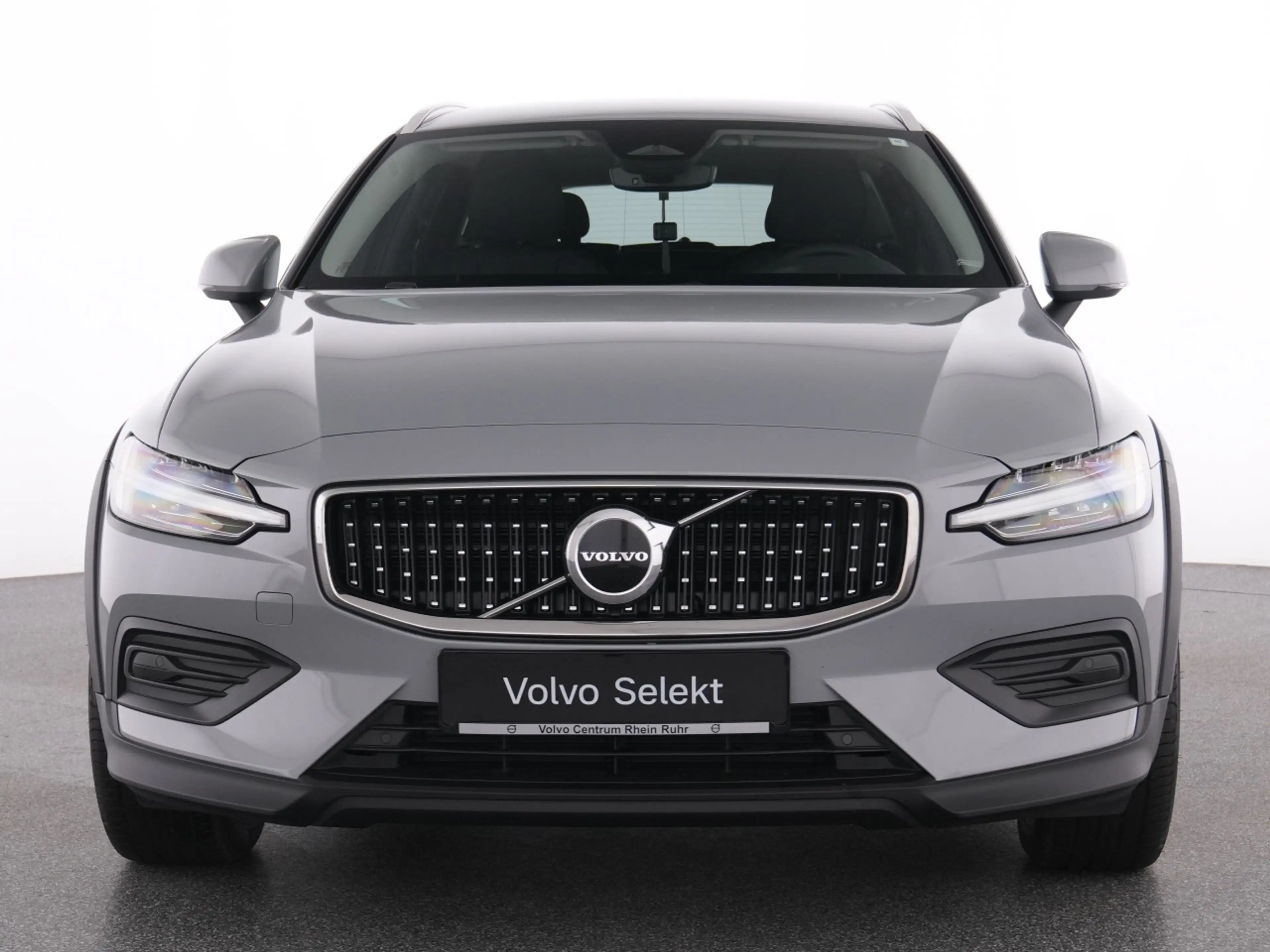 Volvo V60 Cross Country B4 AWD  PLUS FAP+WINTERPAK — photo 15
