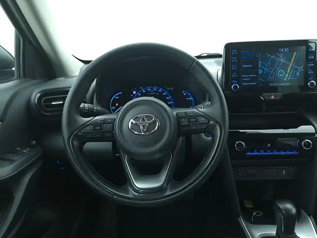 Toyota Yaris Cross view 11