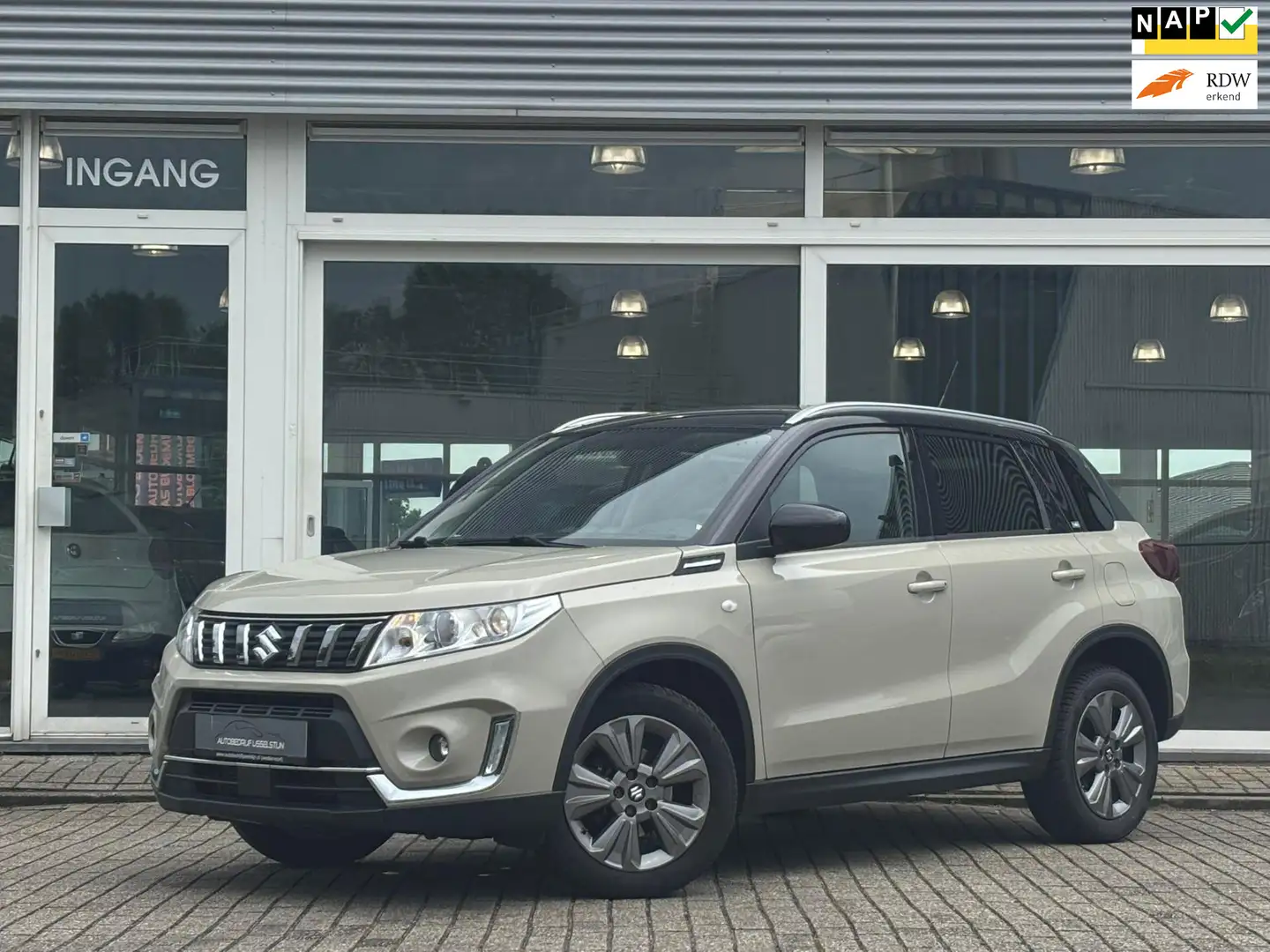 Suzuki Vitara 1.0 Boosterjet / Airco / Navi / Camera / Cruise Co Beige - 1