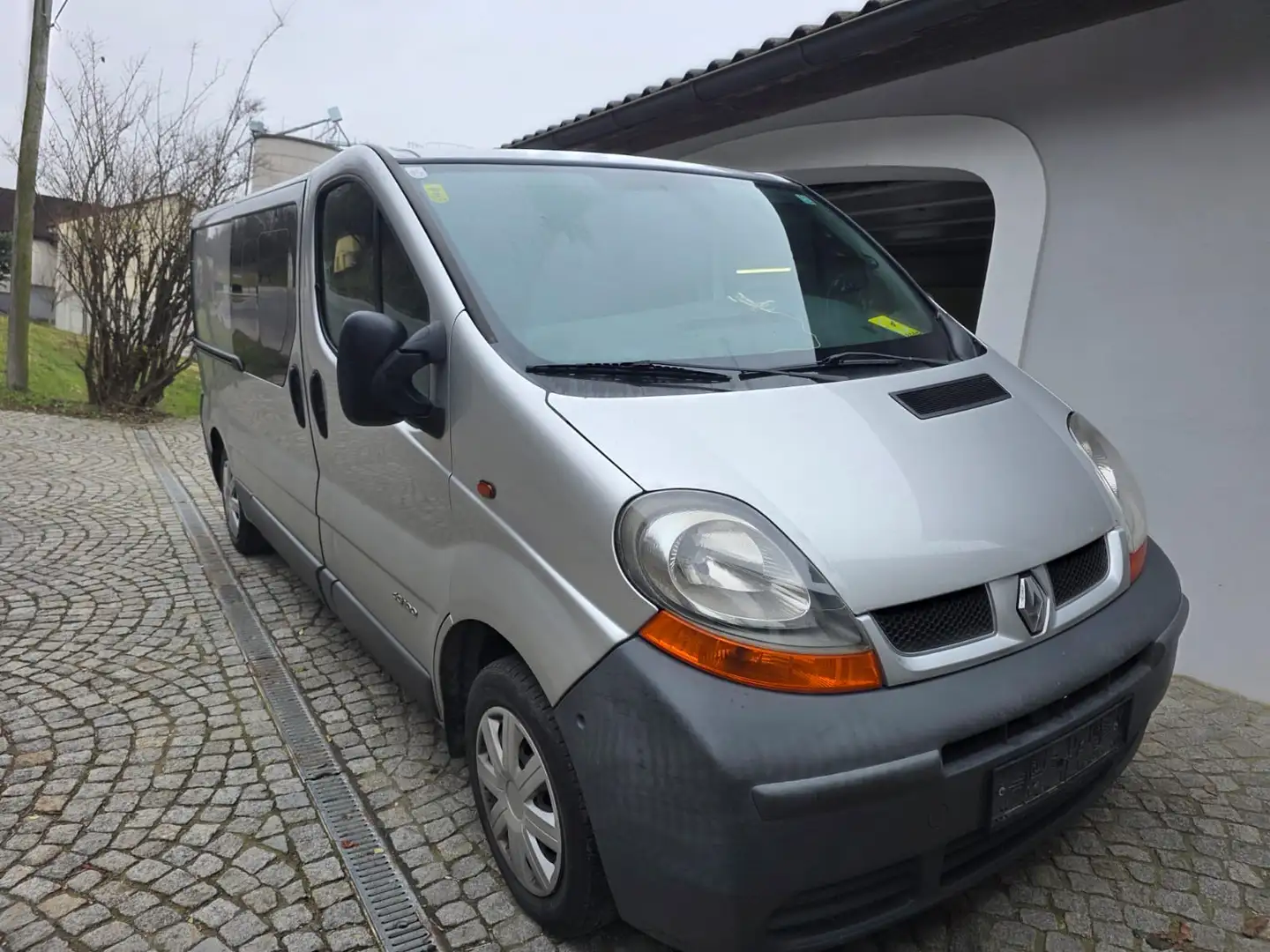 Renault Trafic Kombi L2H1 1,9 dCi lang NL 1200 - 1