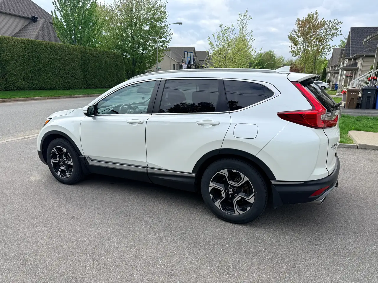 Honda CR-V photo Honda CR-V