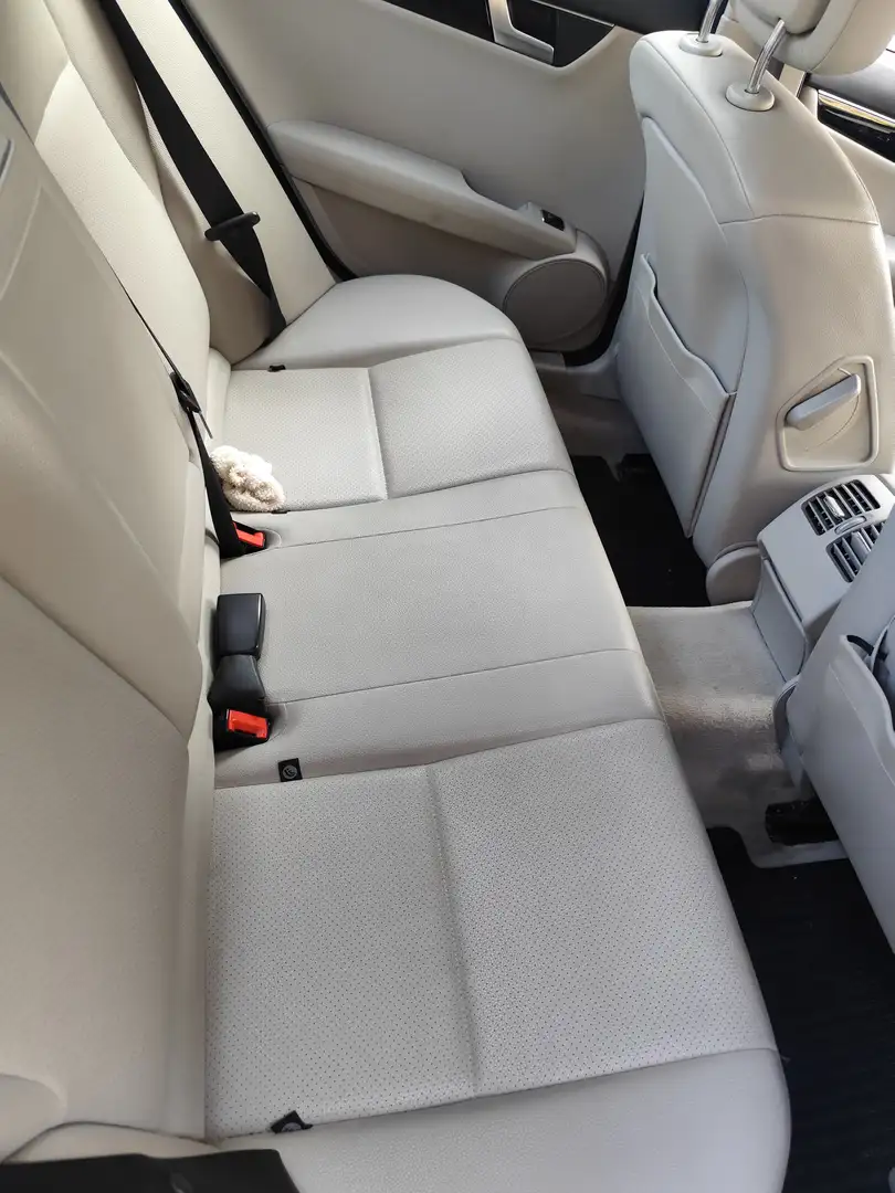 Mercedes-Benz C 220 Classe C 220 CDI BlueEfficiency Šedá - 2