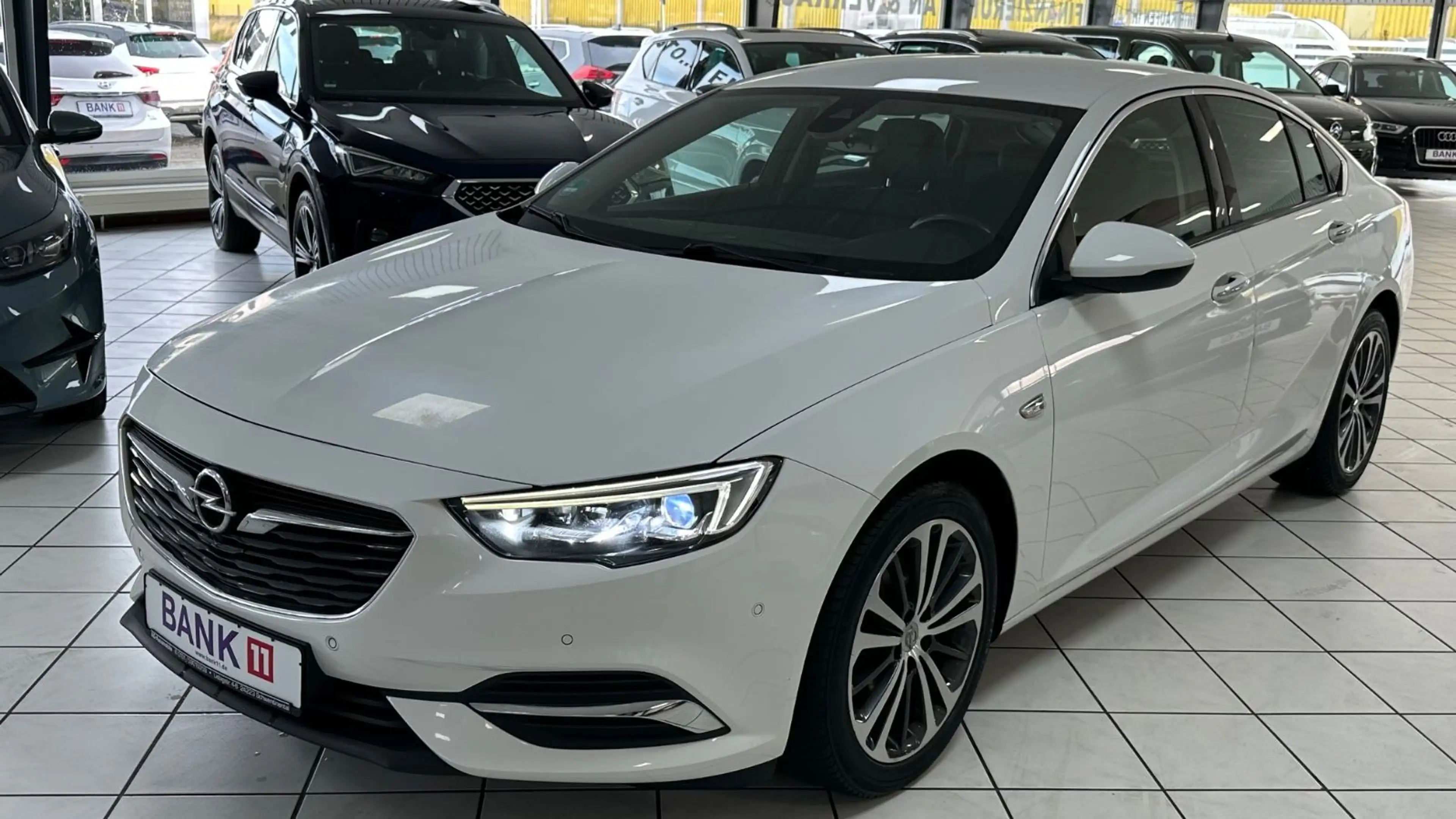 Opel Insignia B Grand Sport TÜV&AU neu&Garantei — photo 3