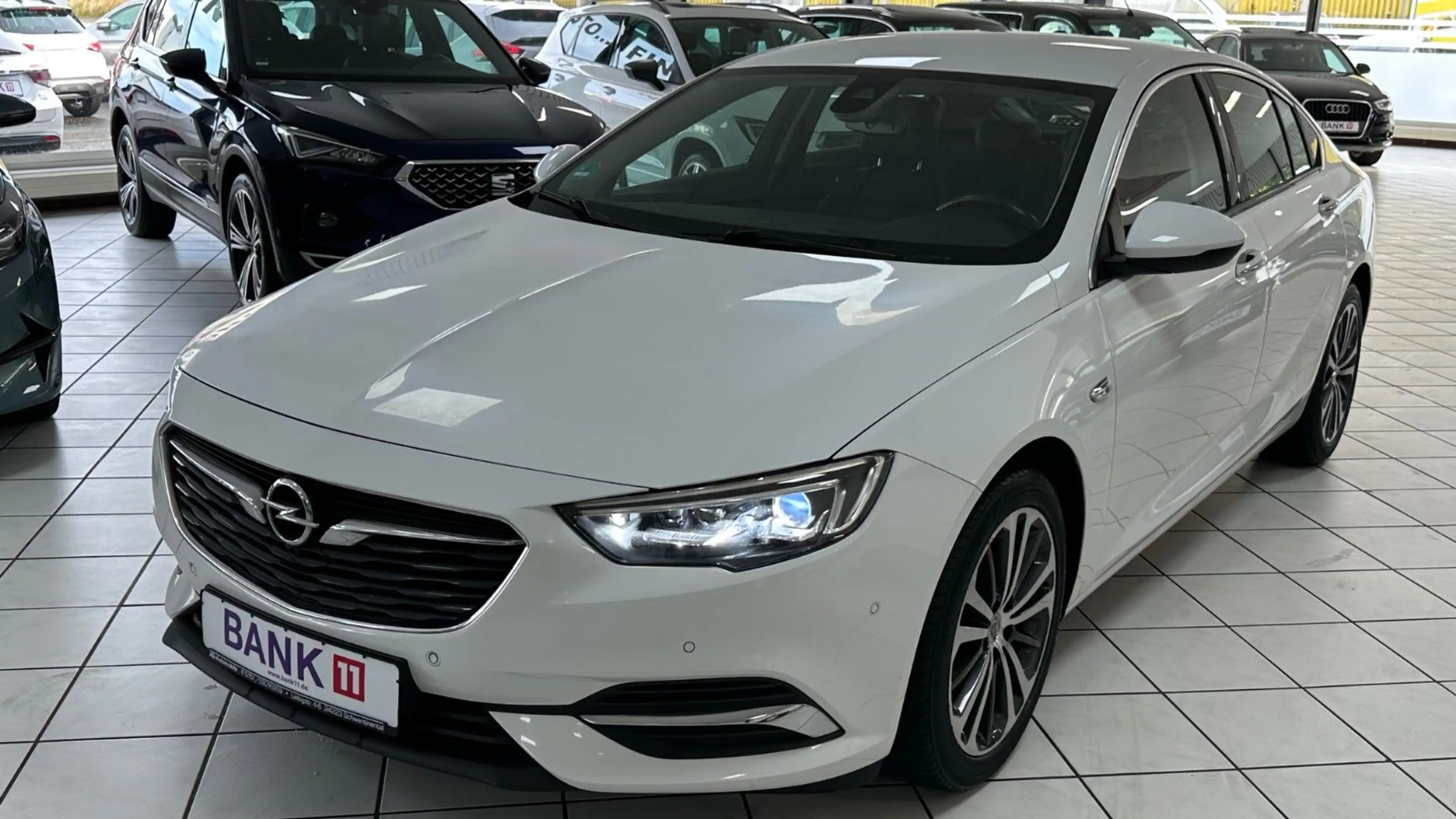 Opel Insignia B Grand Sport TÜV&AU neu&Garantei — photo 2
