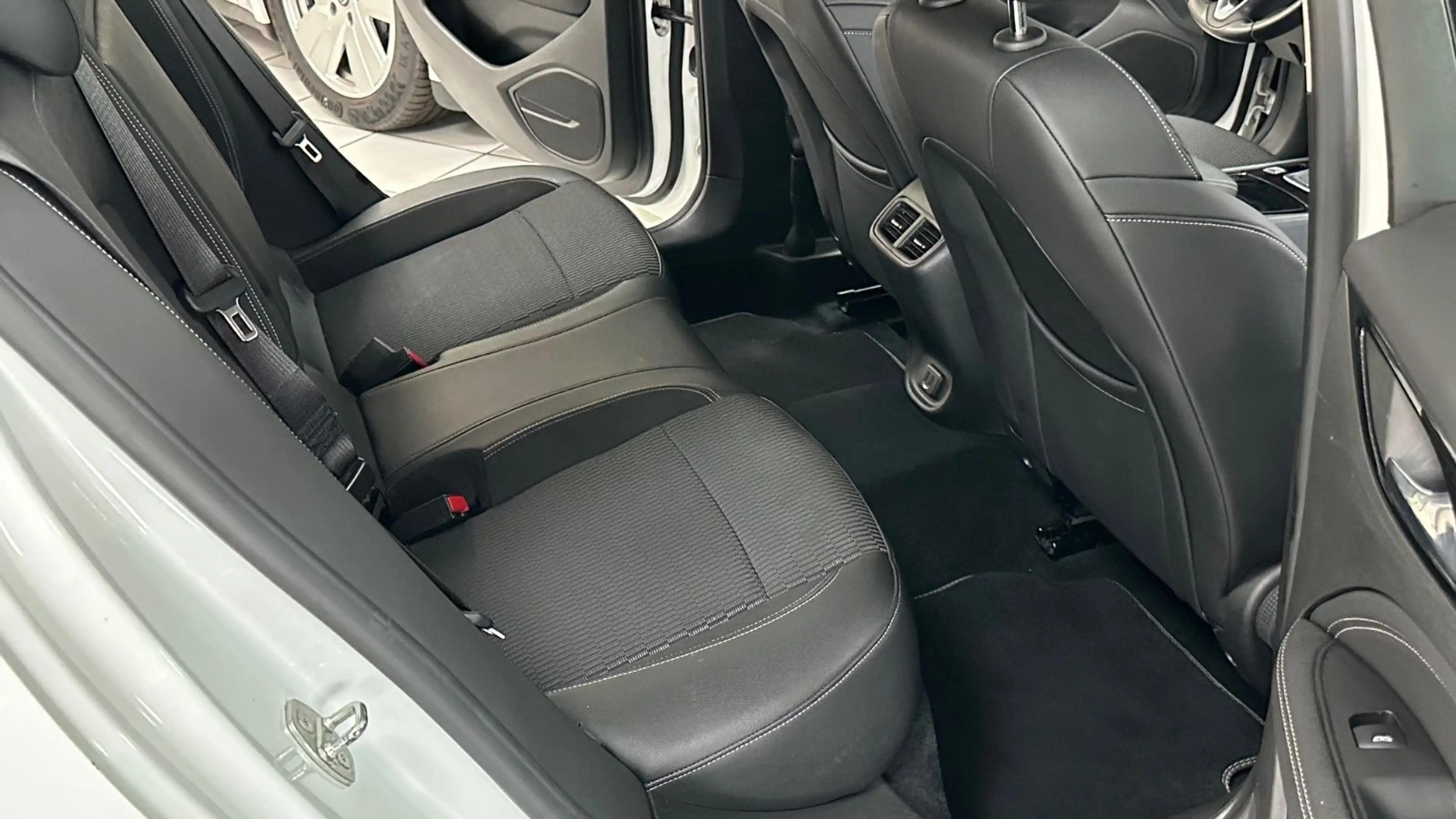 Opel Insignia B Grand Sport TÜV&AU neu&Garantei — photo 14