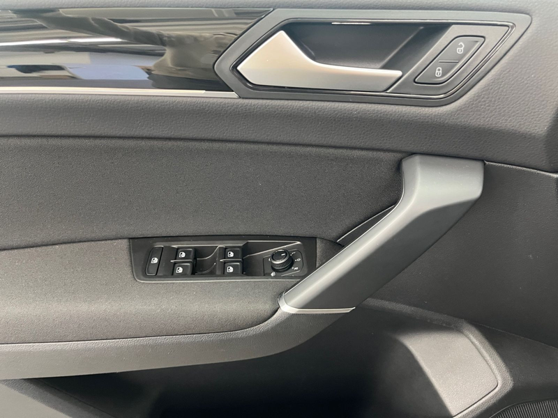 Volkswagen Touran 1.5 TSI DSG Comfortline DAB+ DigitalCockp — photo 8