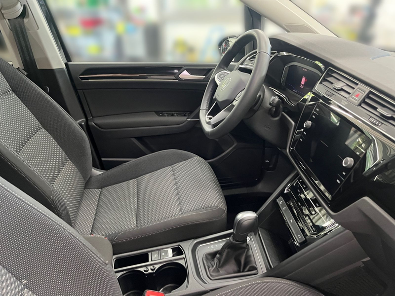 Volkswagen Touran 1.5 TSI DSG Comfortline DAB+ DigitalCockp — photo 13