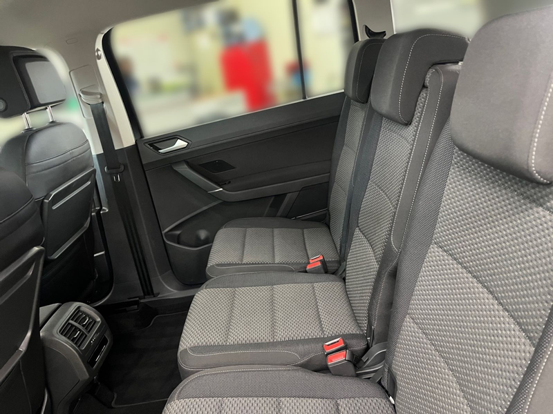 Volkswagen Touran 1.5 TSI DSG Comfortline DAB+ DigitalCockp — photo 11