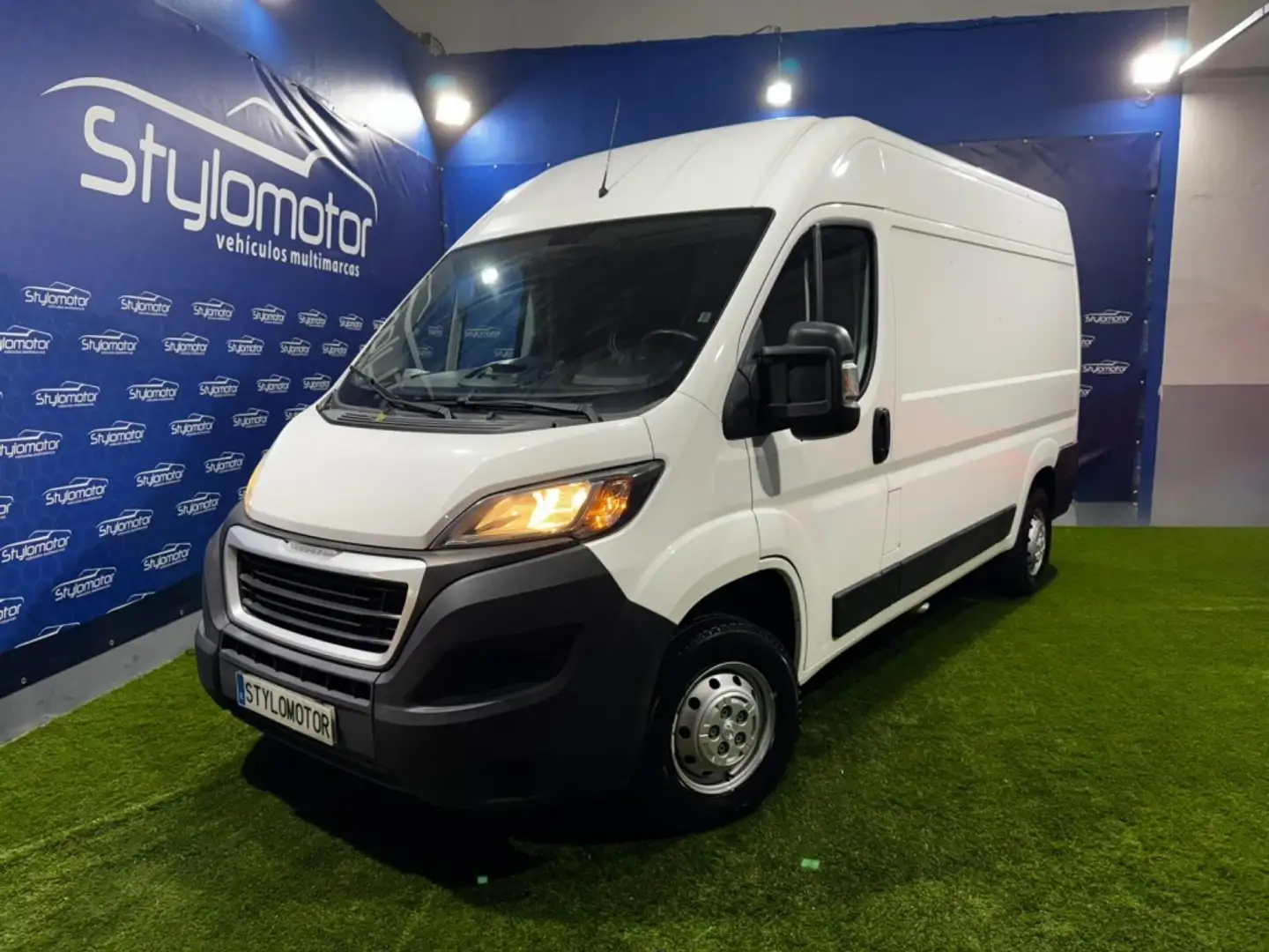 Peugeot Boxer PEUGEOT Industrial Manual de 5 Puertas Blanc - 1