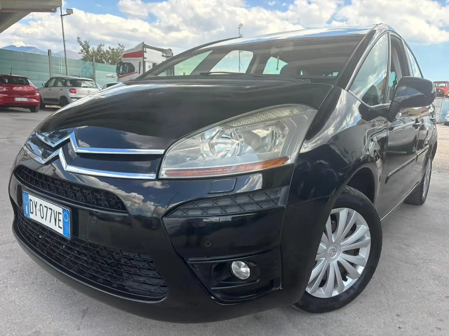 Citroen C4 Grand Picasso 1.6 HDi 110 FAP Elegance Zwart - 1