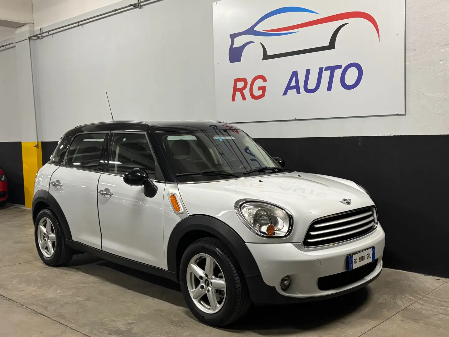 MINI Cooper Countryman Mini Countryman 1.6 Cooper Білий - 1