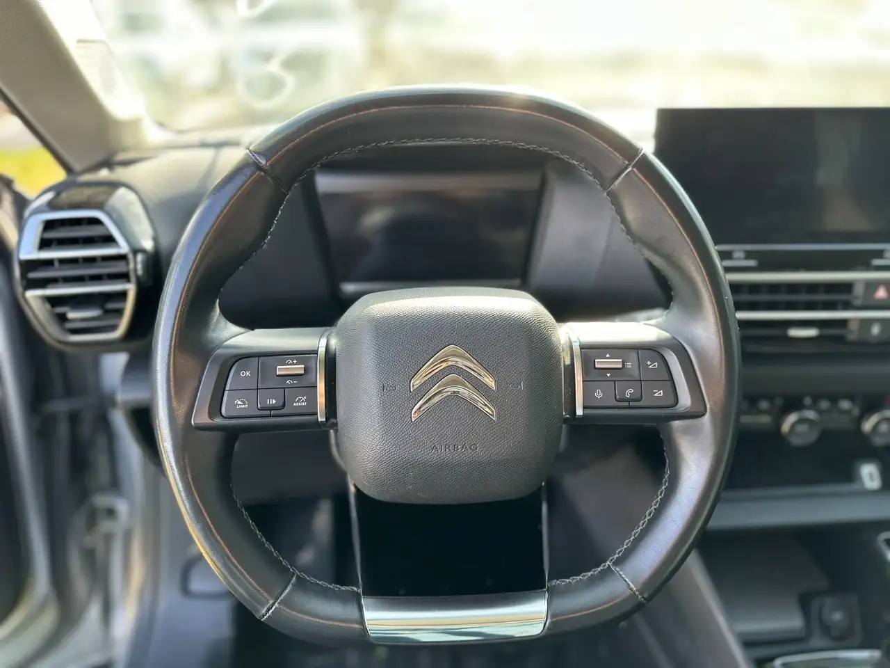 Citroen C4 1.2 PureTech Shine 14