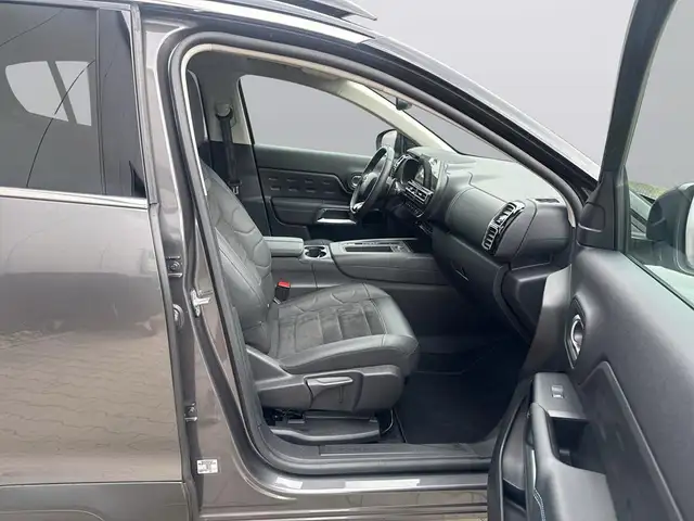 Citroen C5 Aircross view 11