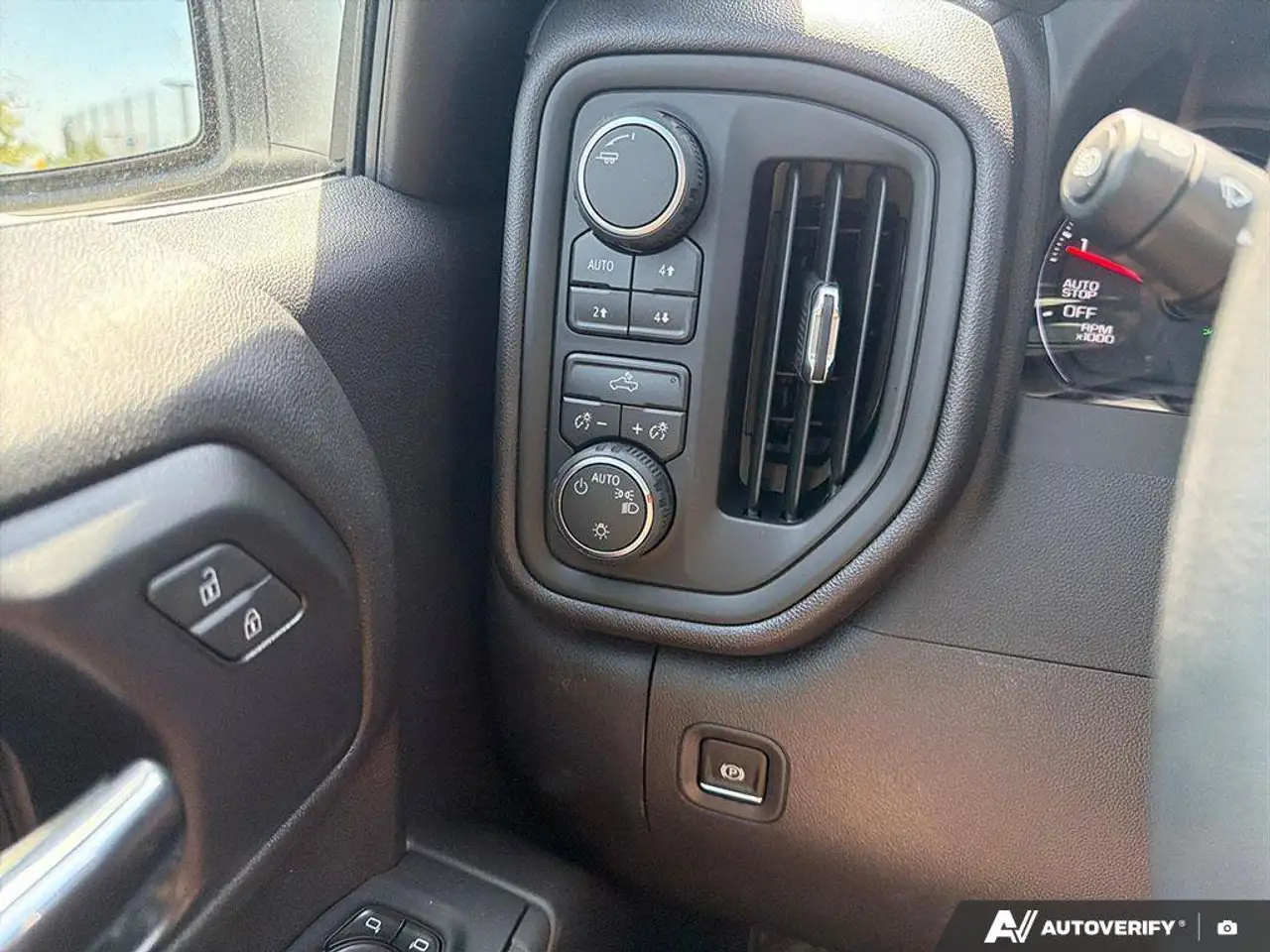 Chevrolet Silverado 1500 fotografie Chevrolet Silverado 1500