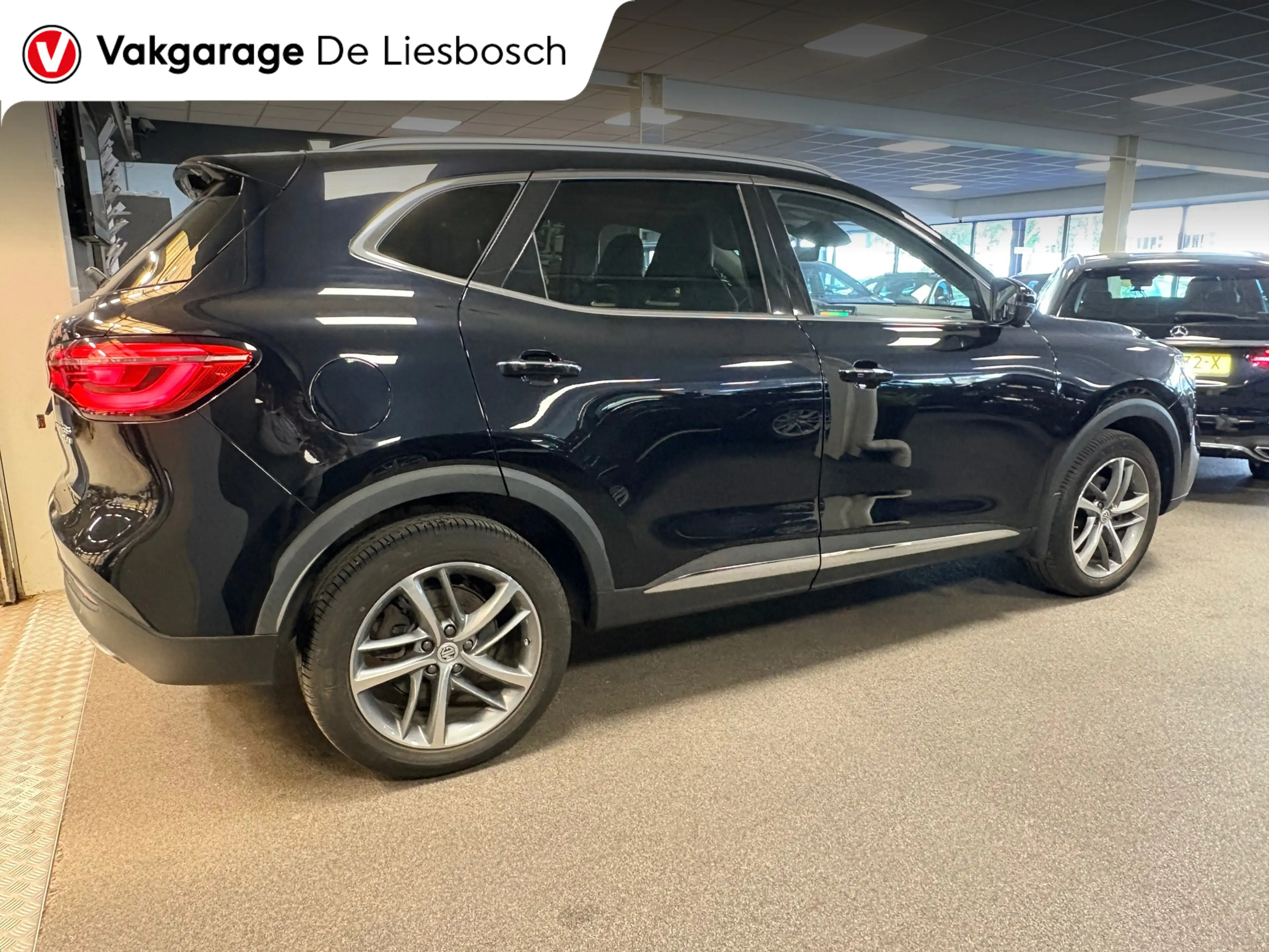 MG EHS 1.5 TGDI Luxury PHEV / automaat / 360camera / Lede — photo 9