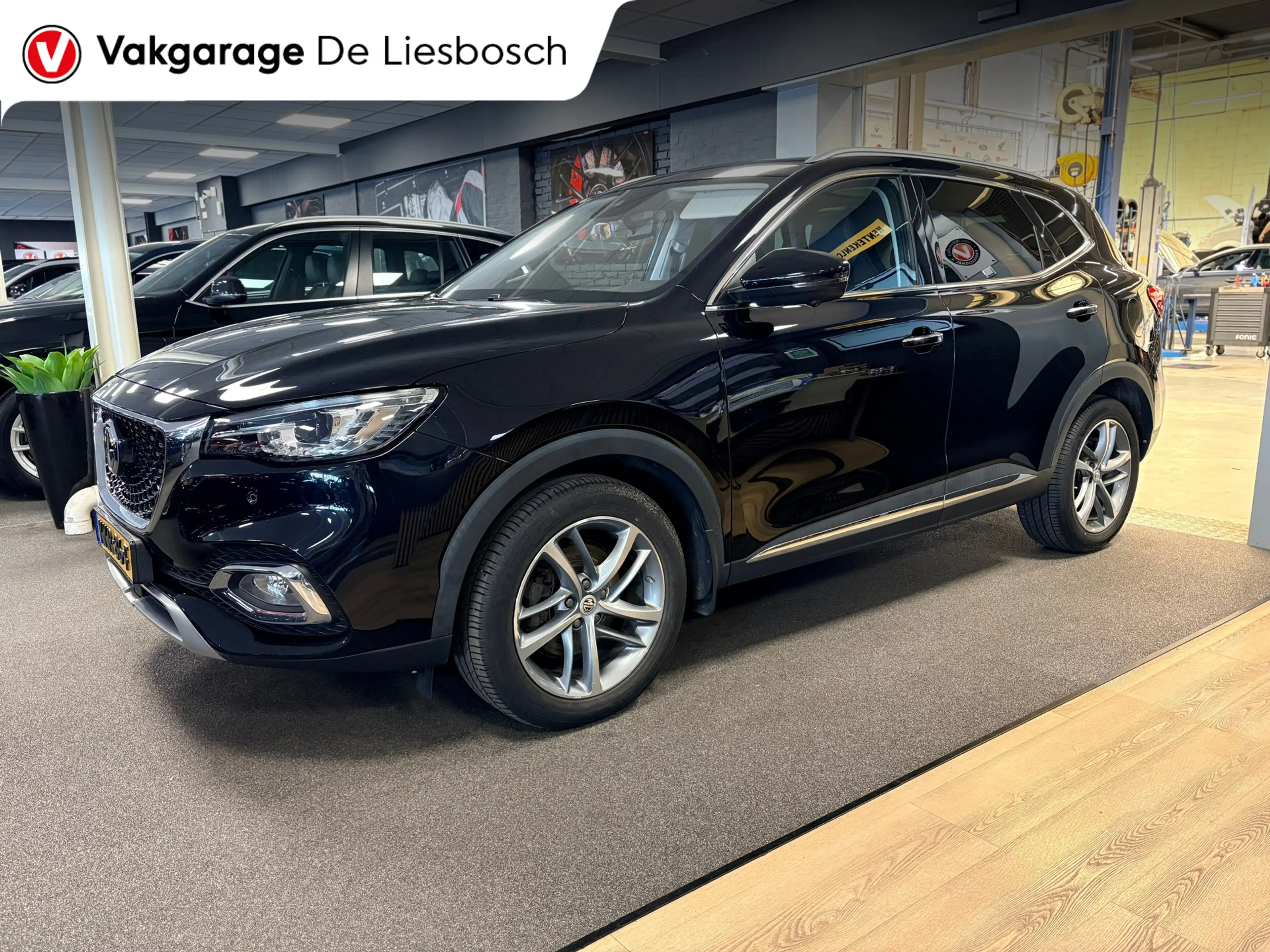 MG EHS 1.5 TGDI Luxury PHEV / automaat / 360camera / Lede — photo 4