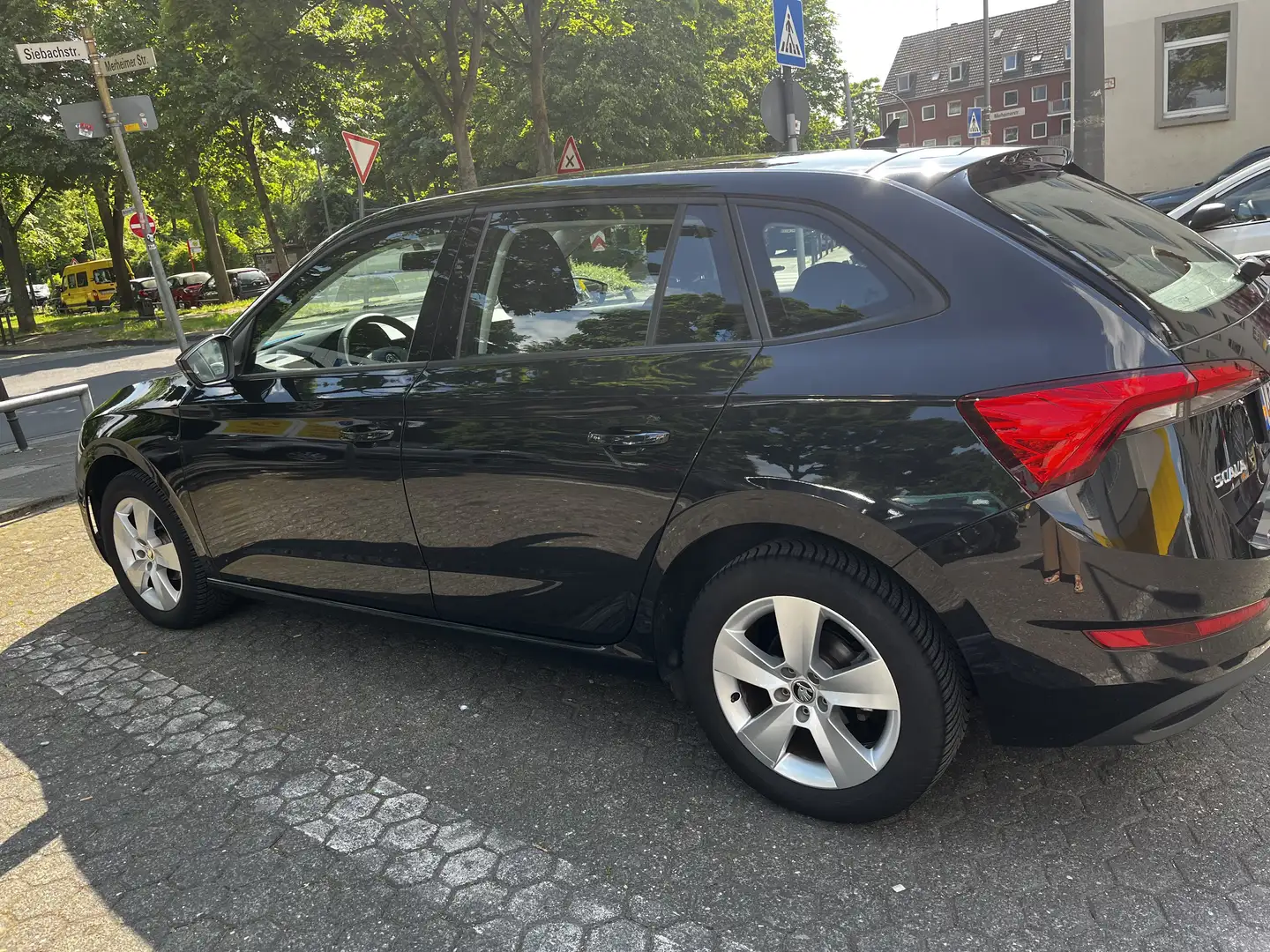 Skoda Scala Cool Plus Schwarz - 1
