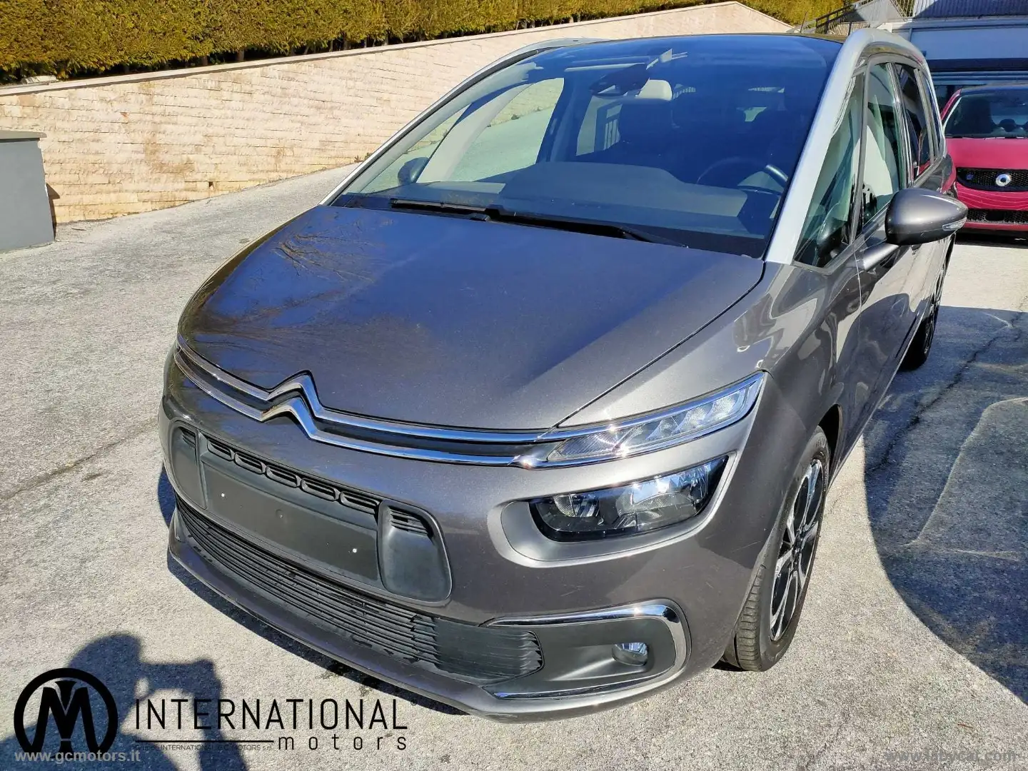 Citroen C4 SpaceTourer PureTech 130 Shine Grijs - 1