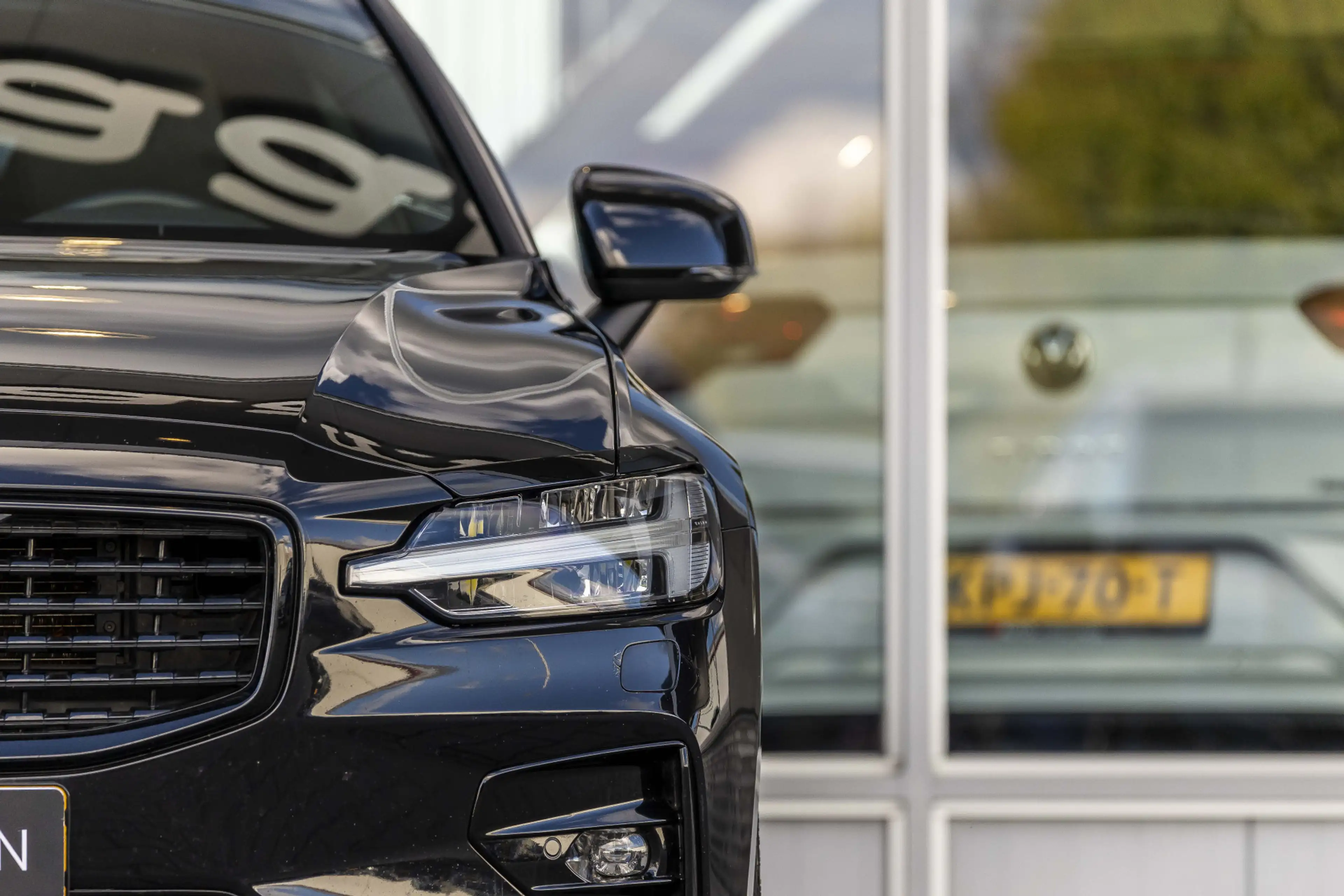 Volvo V60 2.0 B4 Momentum Business | Pano | Harman Kardon | — photo 20