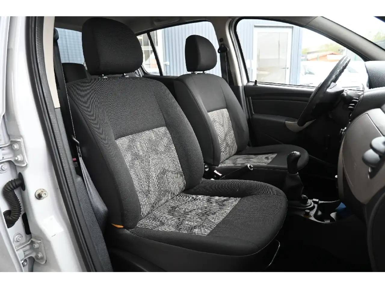 Dacia Sandero Sandero — photo 8