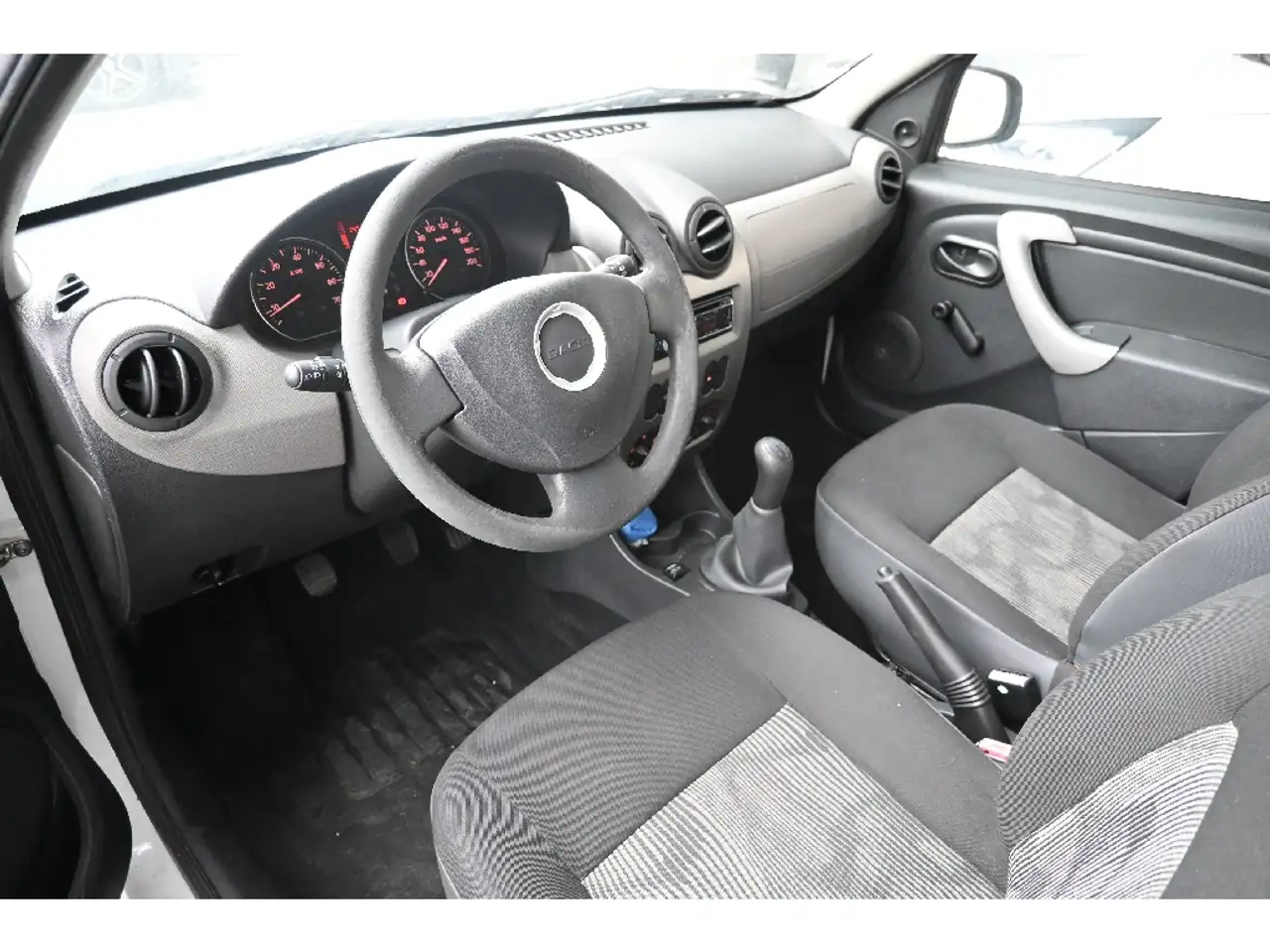 Dacia Sandero Sandero — photo 7