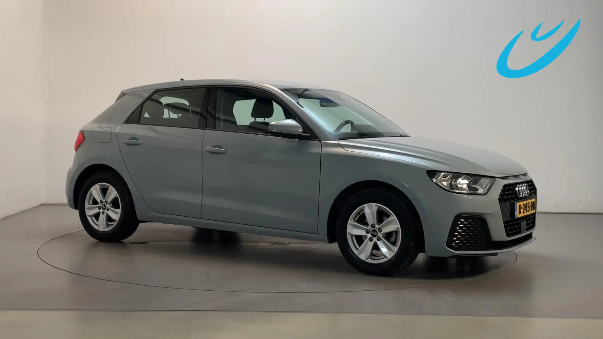 Audi A1 Sportback 25 TFSI Pro Line Virtual Cockpit App-Con Grijs - 1