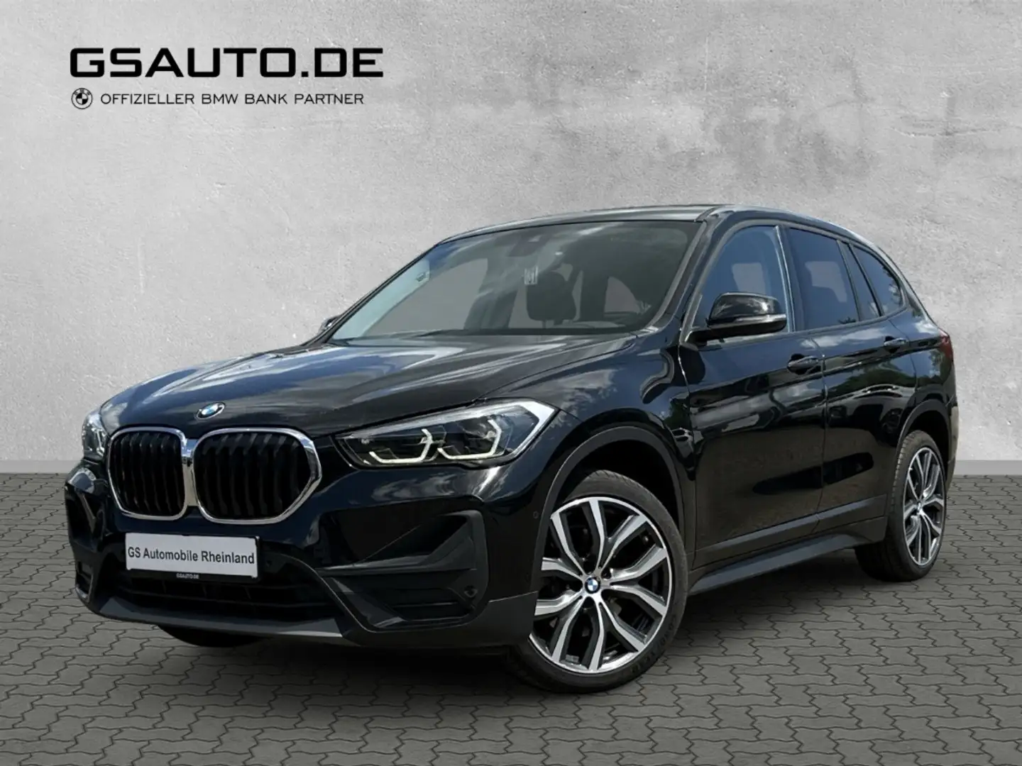 BMW X1 20dsDr Aut PANO AHK Sportsitze M-Lenk Kam.19'' Noir - 1
