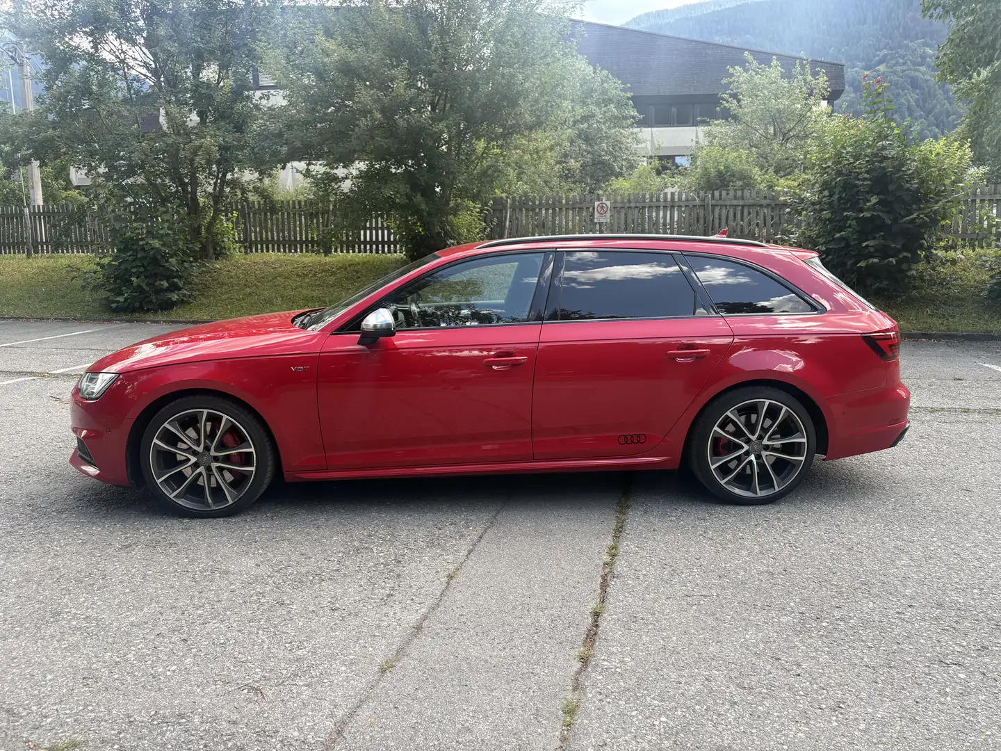 Audi S4 S4 Avant 3,0 TFSI quattro S-tronic Rot - 1