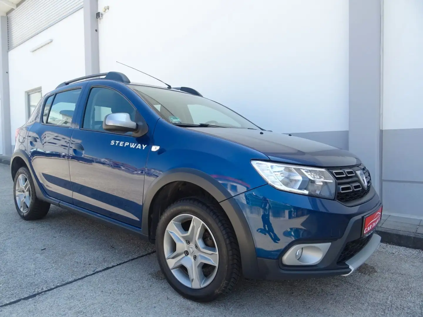 Dacia Sandero II Stepway/90 PS Blau - 2