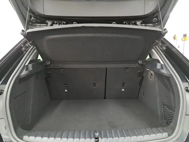 BMW 1 Series view 7