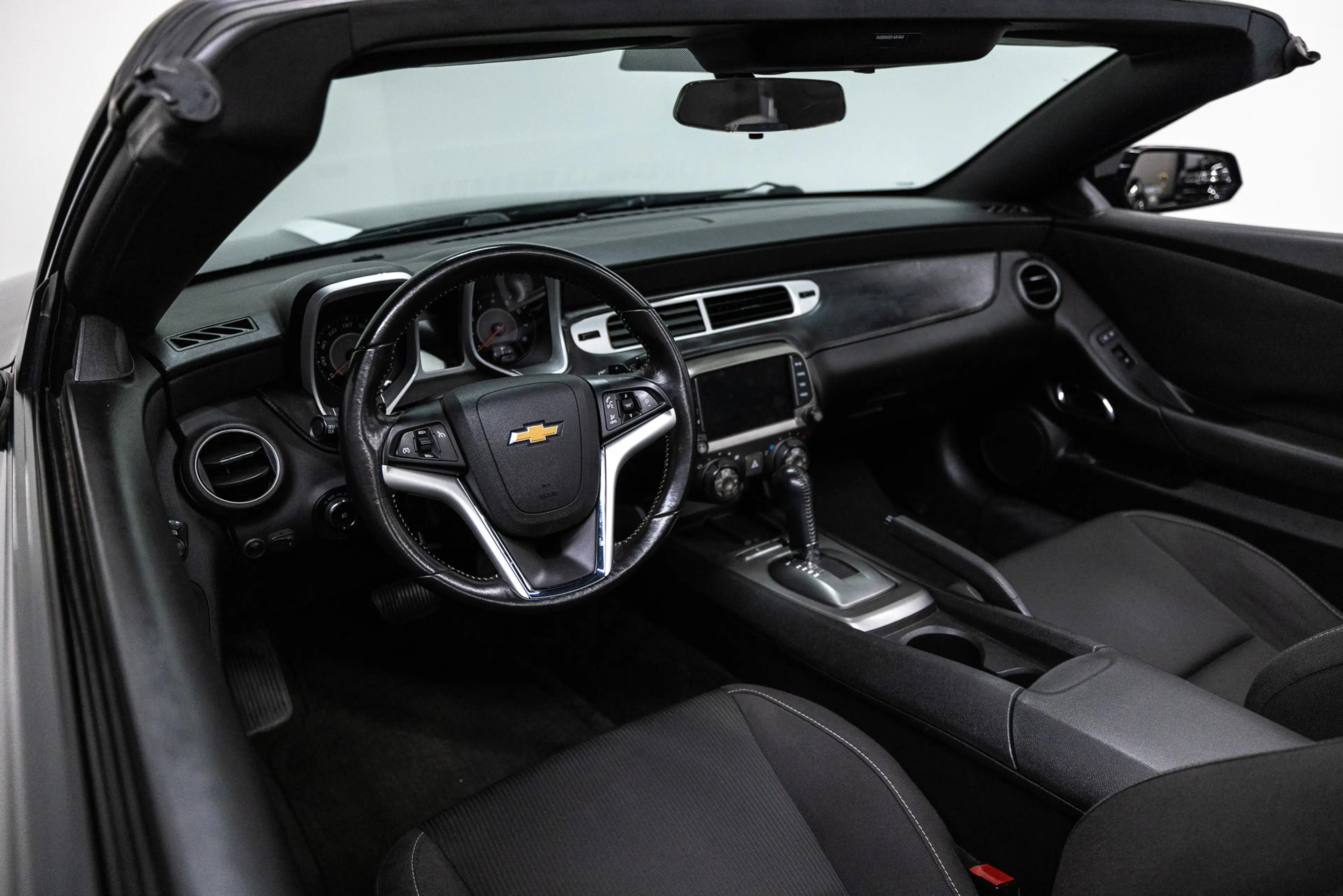 Chevrolet Camaro Convertible — photo 2