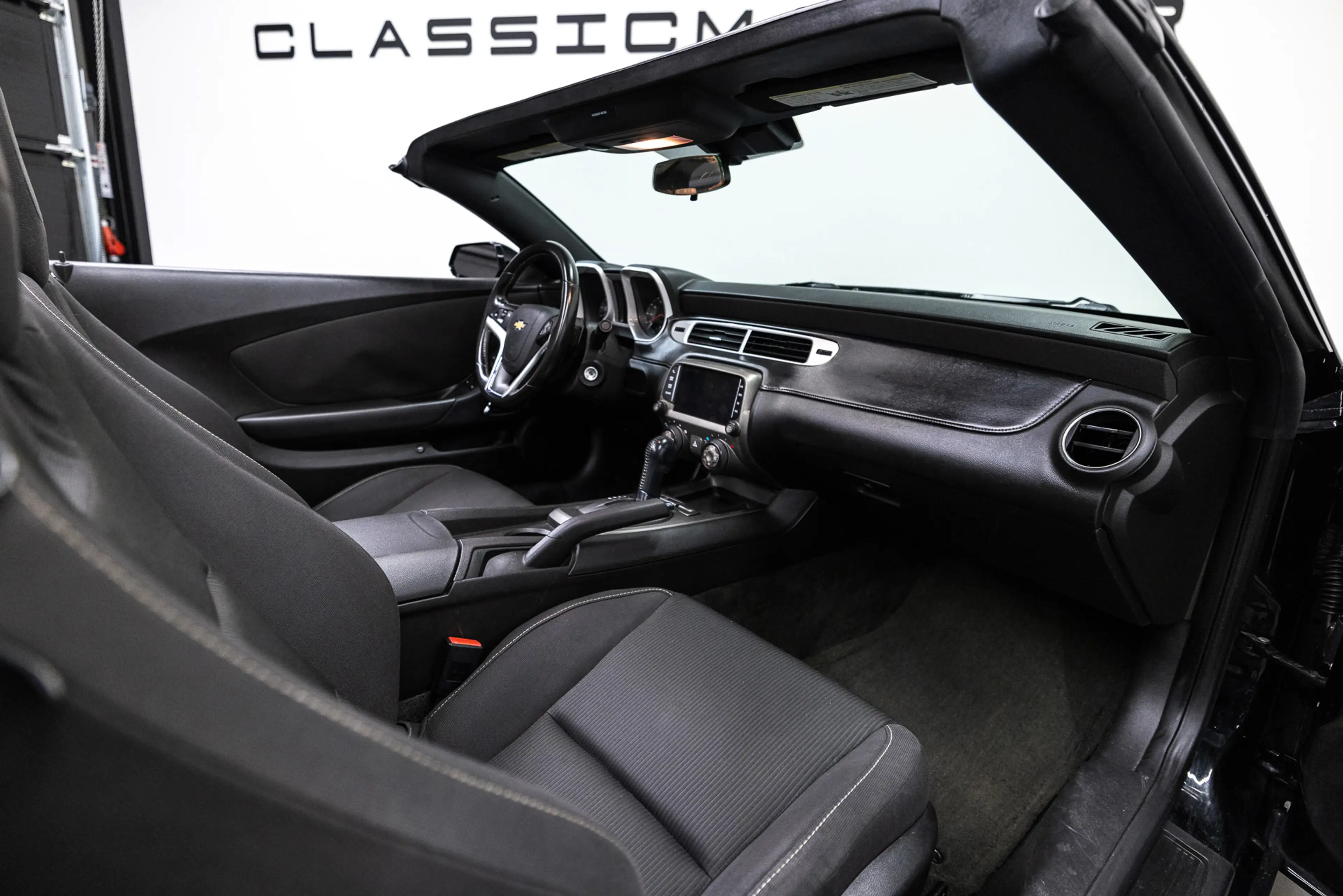 Chevrolet Camaro Convertible — photo 4