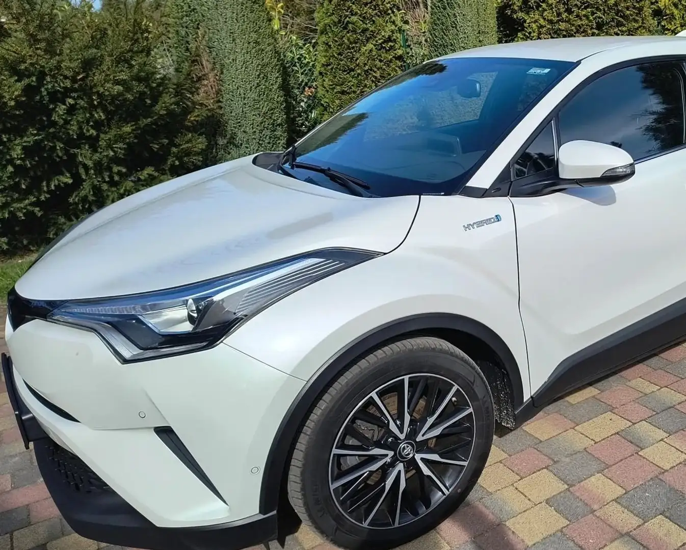 Toyota C-HR C-HR 1.8 Hybrid GPF Executive Weiß - 1