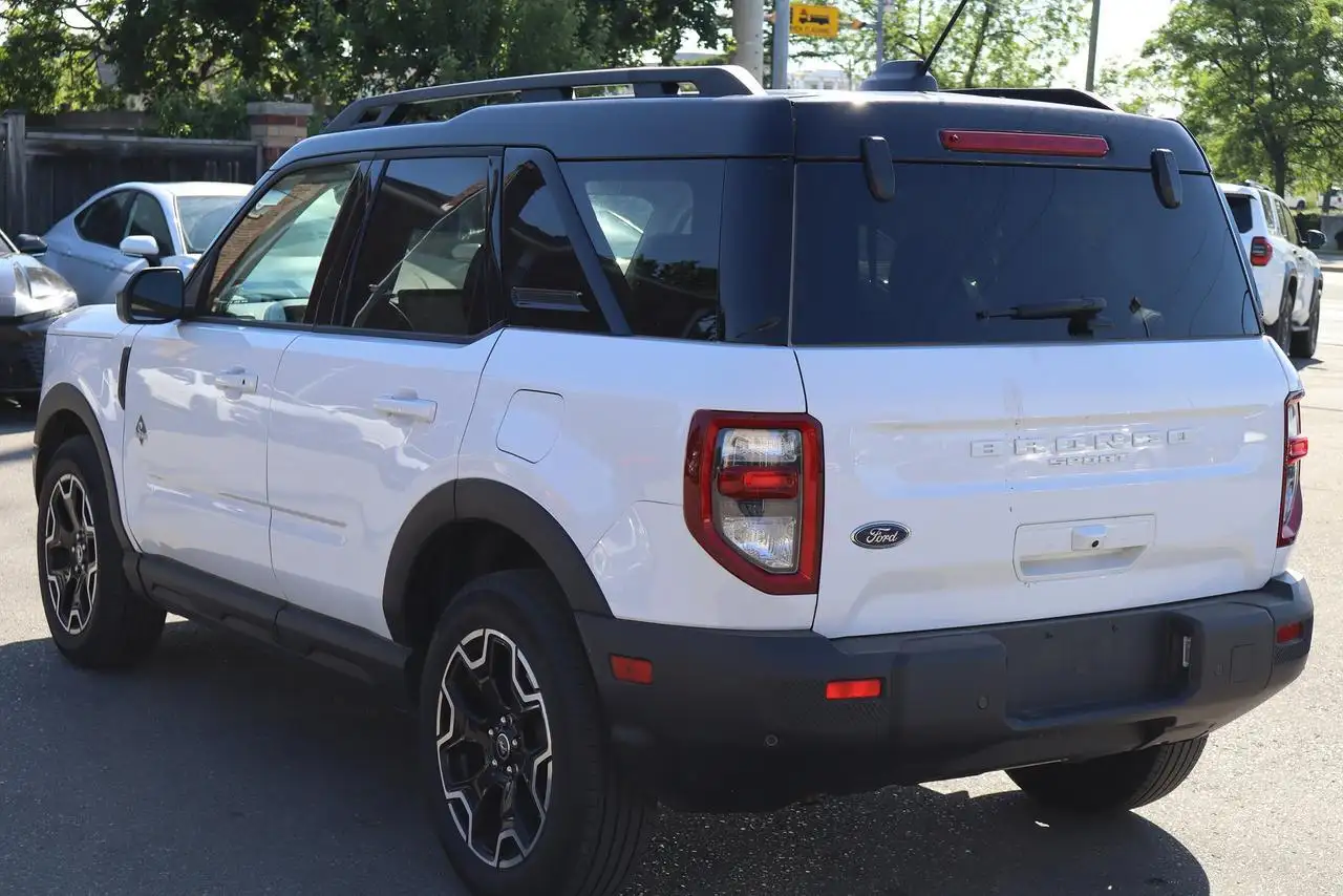 Ford Bronco Sport photo Ford Bronco Sport