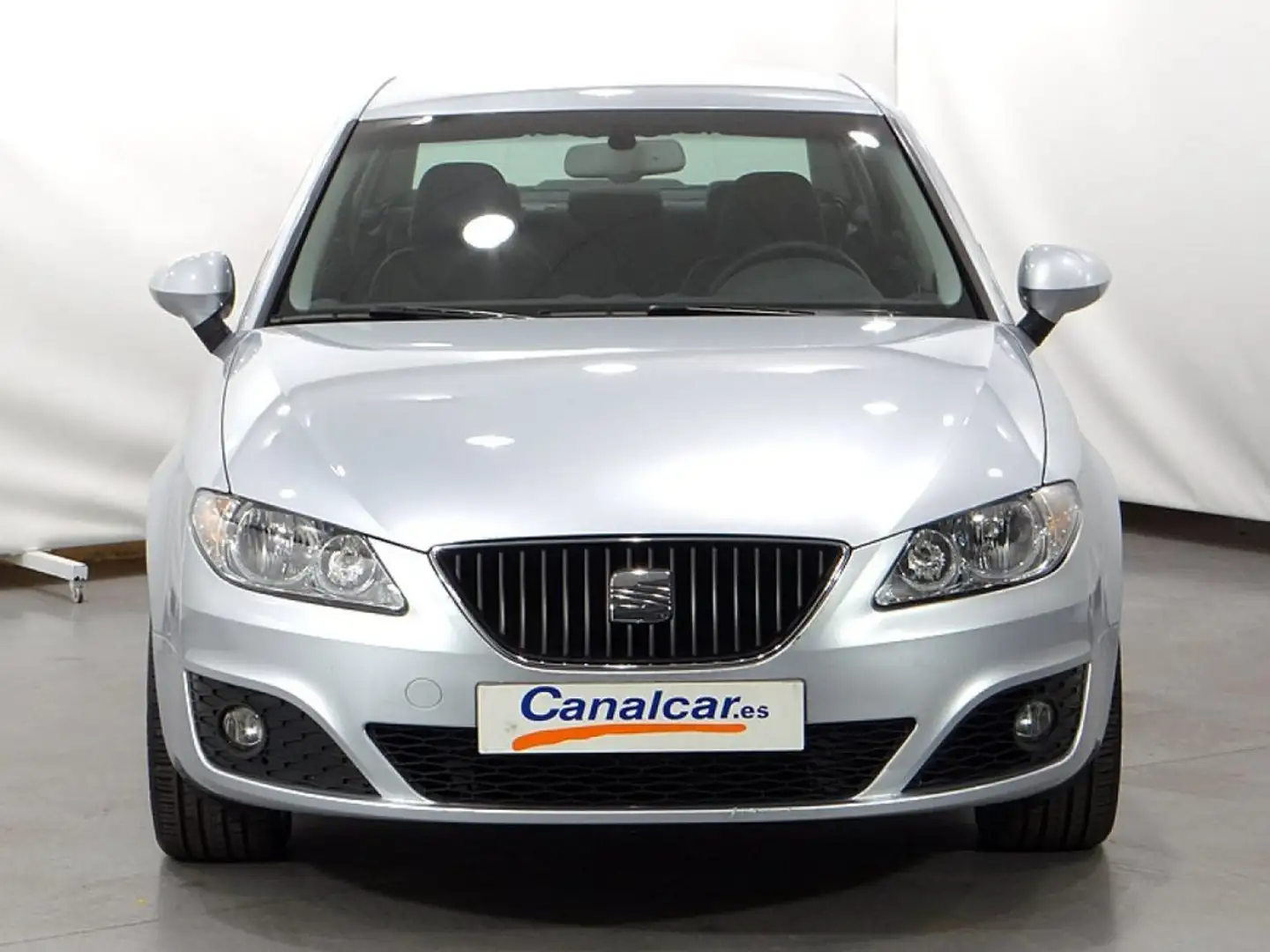 SEAT Exeo 2.0TDI CR Style 143 Gris - 2