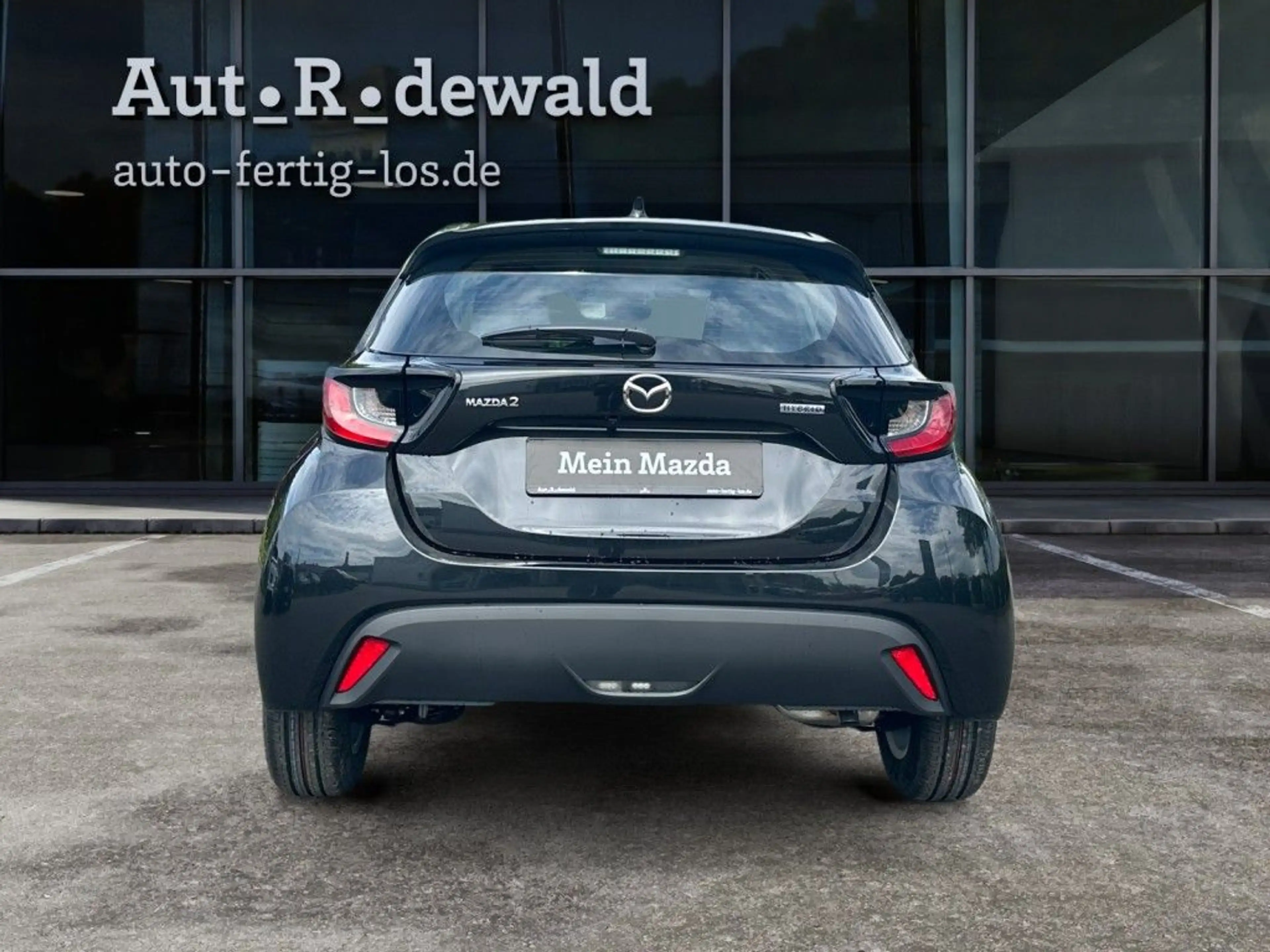 Mazda 2 Hybrid 1.5 VVT-i 116 CVT CENTRE-LINE (ZV) — photo 10