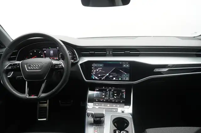 Audi A6 view 15