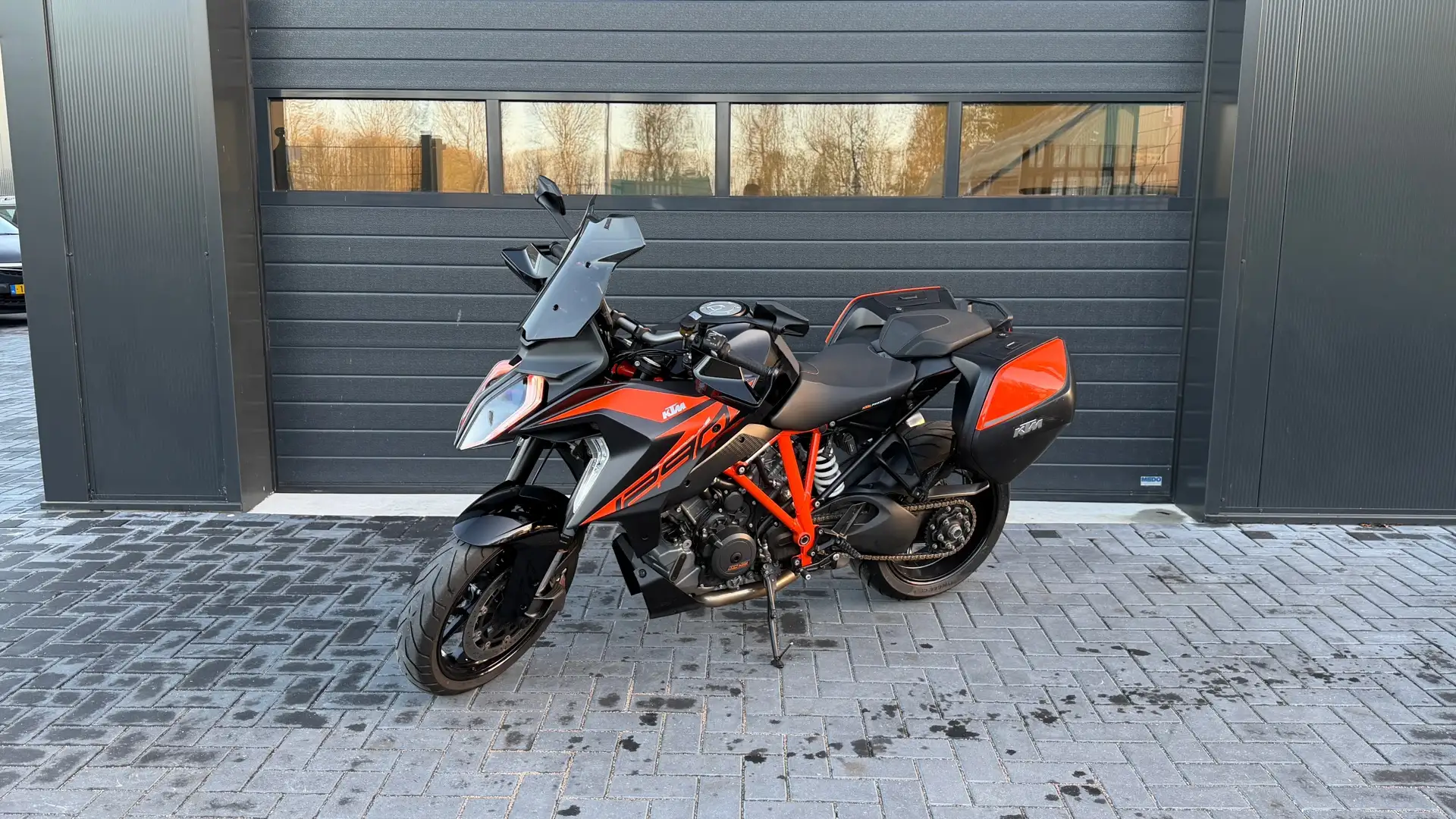 KTM 1290 Super Duke GT Tour SuperDuke ABS Oranje - 1