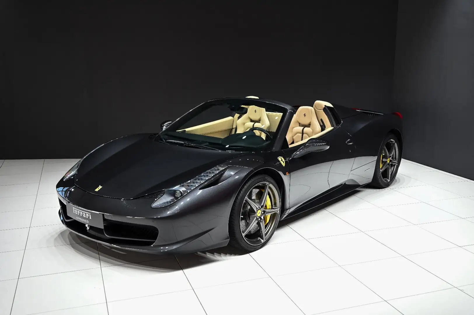 Ferrari 458 Spider *Carbon*Camera*Racing Seats*Lift* Grey - 1