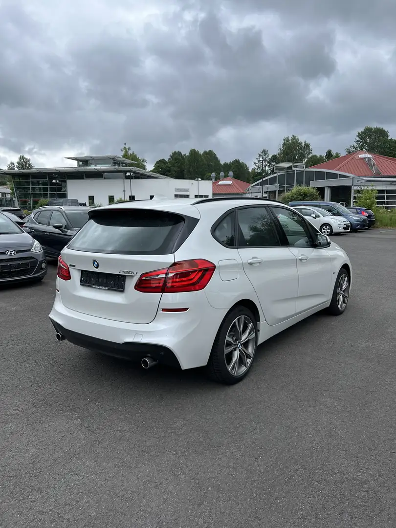 BMW 220 220d Active Tourer xdrive Sport auto Sport Line Bianco - 1